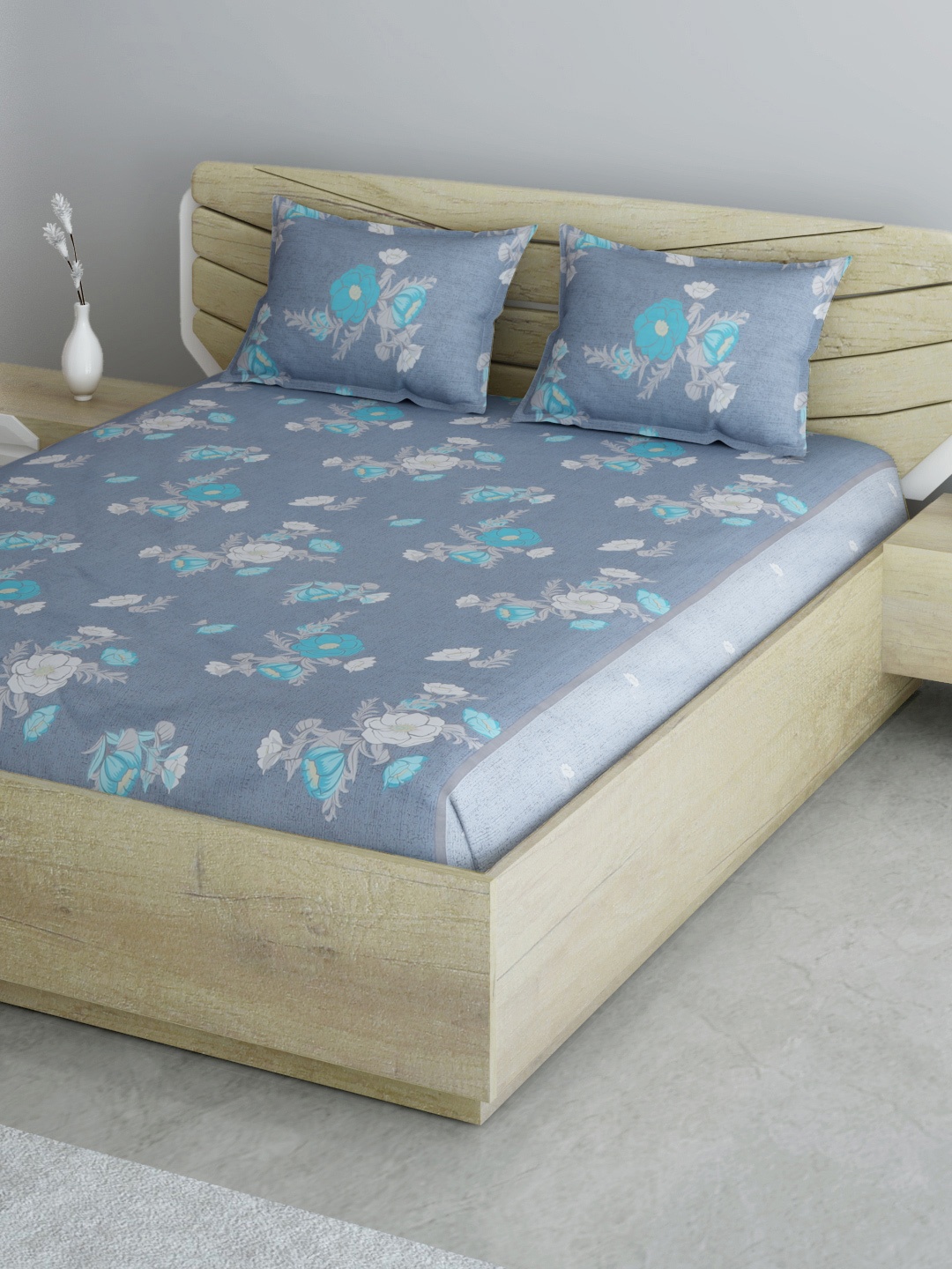 

Aura Blue & Grey Floral 144 TC 120 GSM Cotton Queen Bedsheet with 2 Pillow Covers