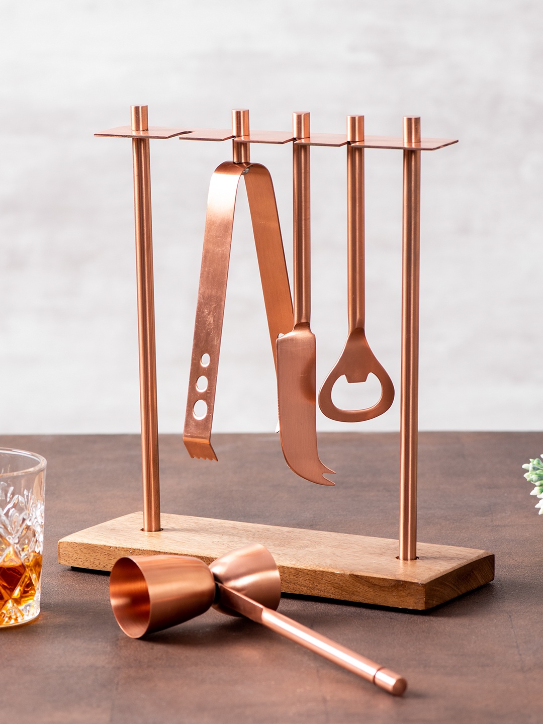 

nestroots Copper-Toned Bar & Accessories Set