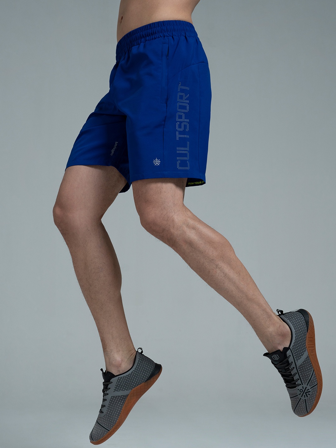 

Cultsport Men Blue Solid Regular Fit Sports Shorts