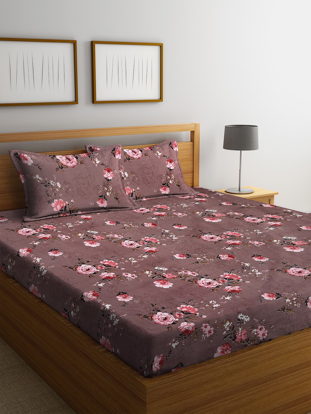 

Florida Brown & White Floral 144 TC Polycotton 1 Queen Bedsheet with 2 Pillow Covers