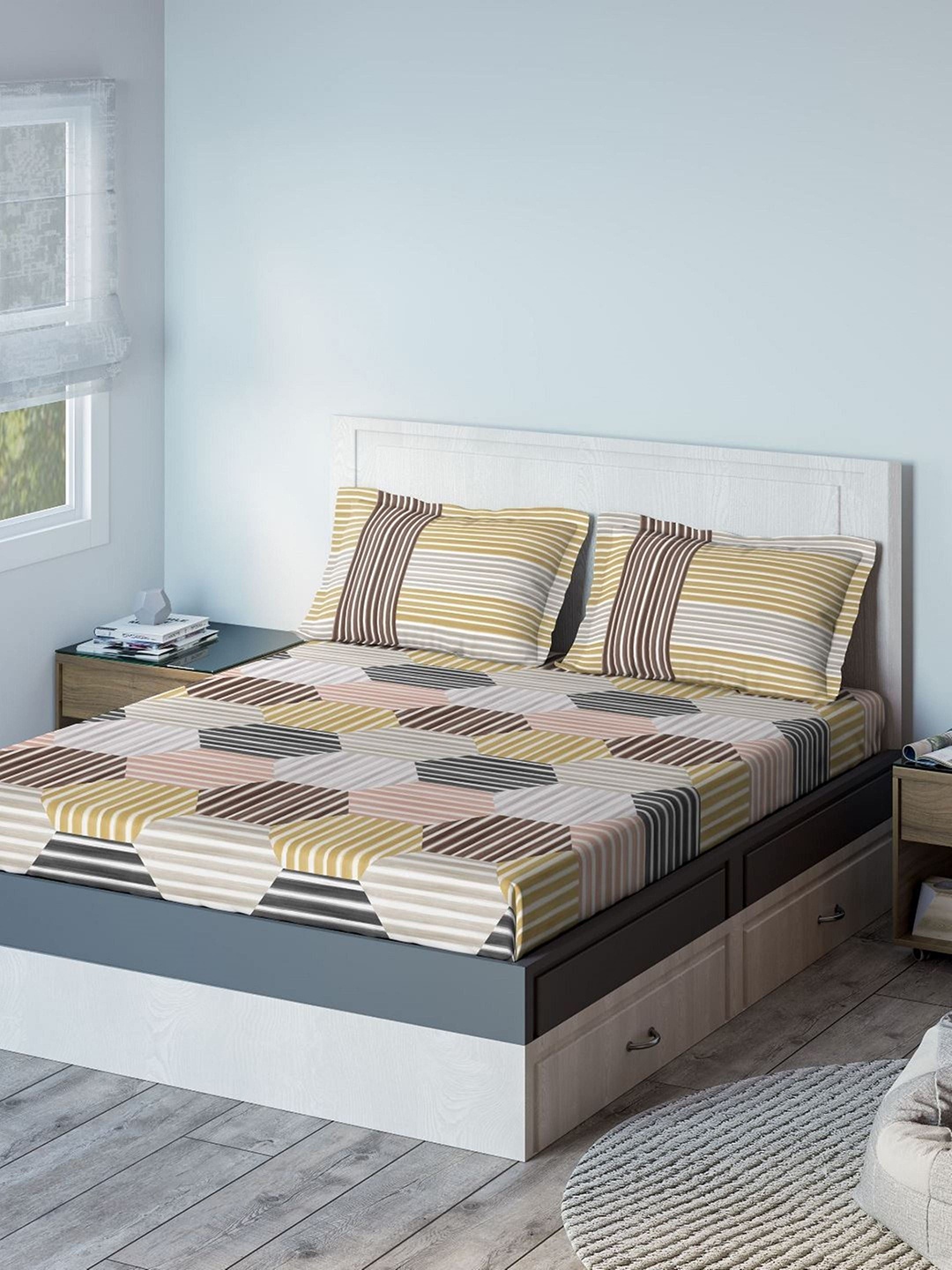 

DDecor White & Brown Geometric 140 TC Cotton 1 Queen Bedsheet with 2 Pillow Covers