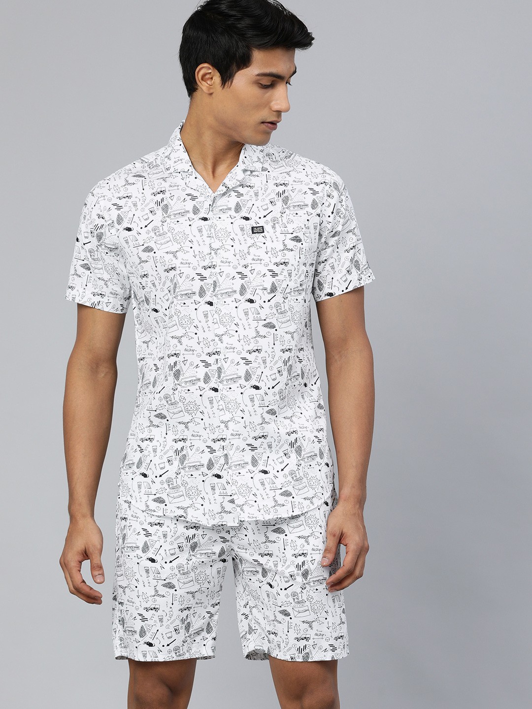 

The Indian Garage Co Men White Printed Night suit