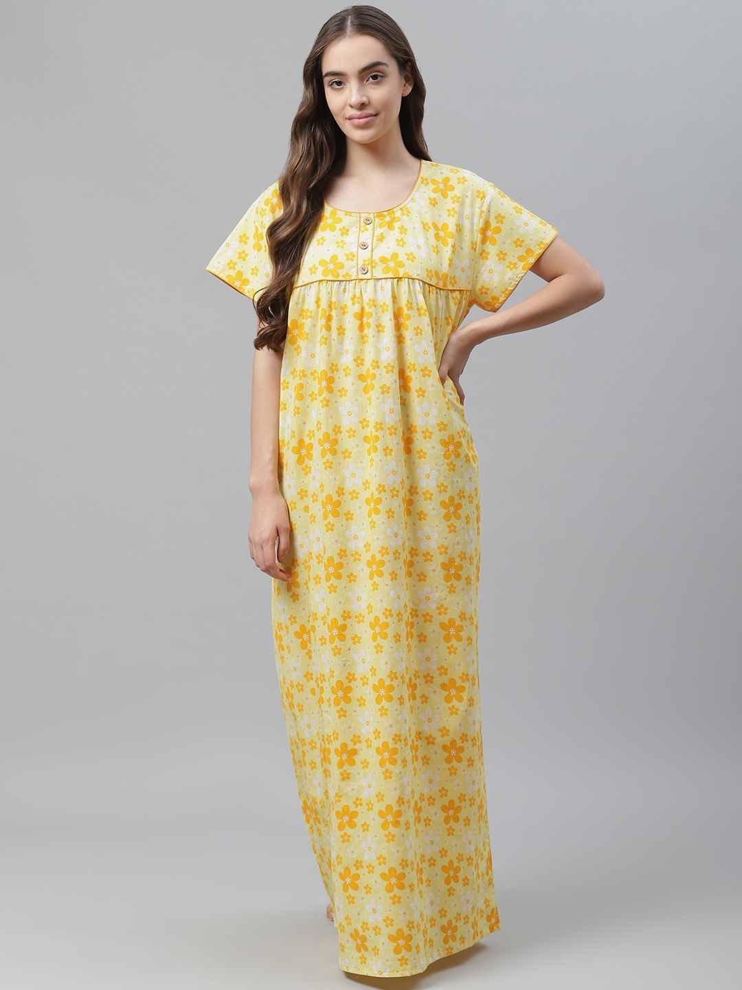 

Vemante Yellow & White Floral Printed Pure Cotton Maxi Nightdress