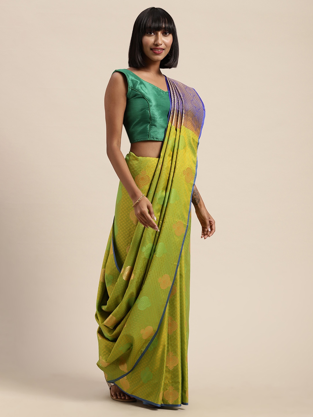 

Mitera Green Art Silk Woven Design Kanjeevaram Saree