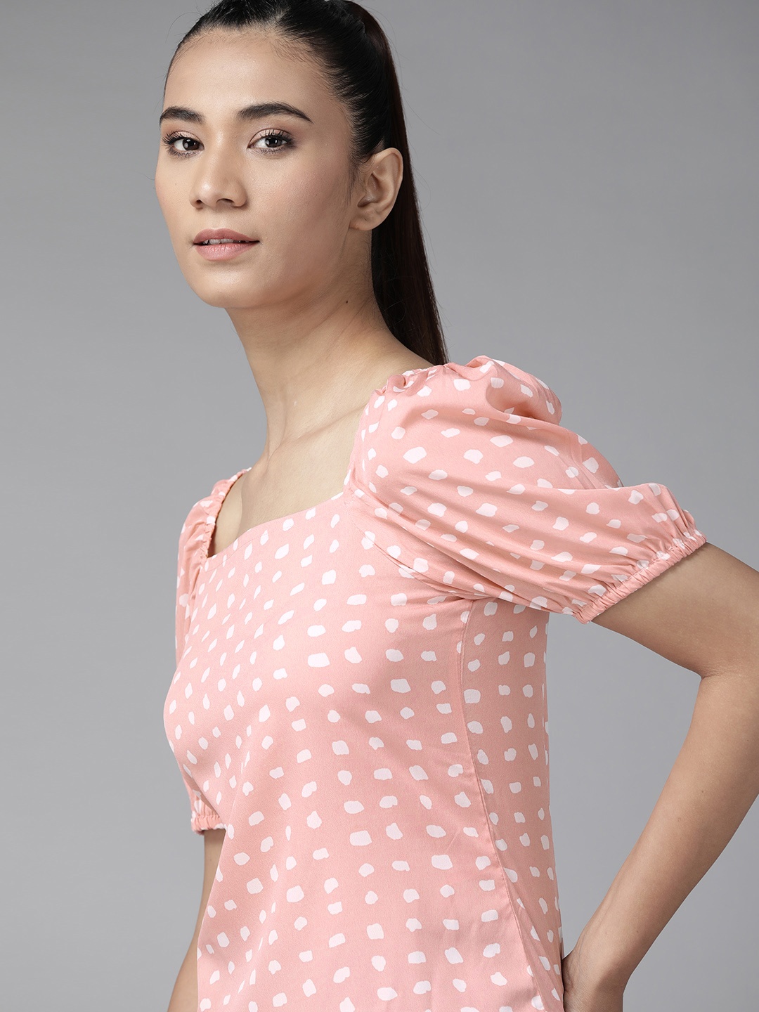 

Roadster Peach-Coloured & White Pure CottonPolka Dot Print Puff Sleeve Regular Top