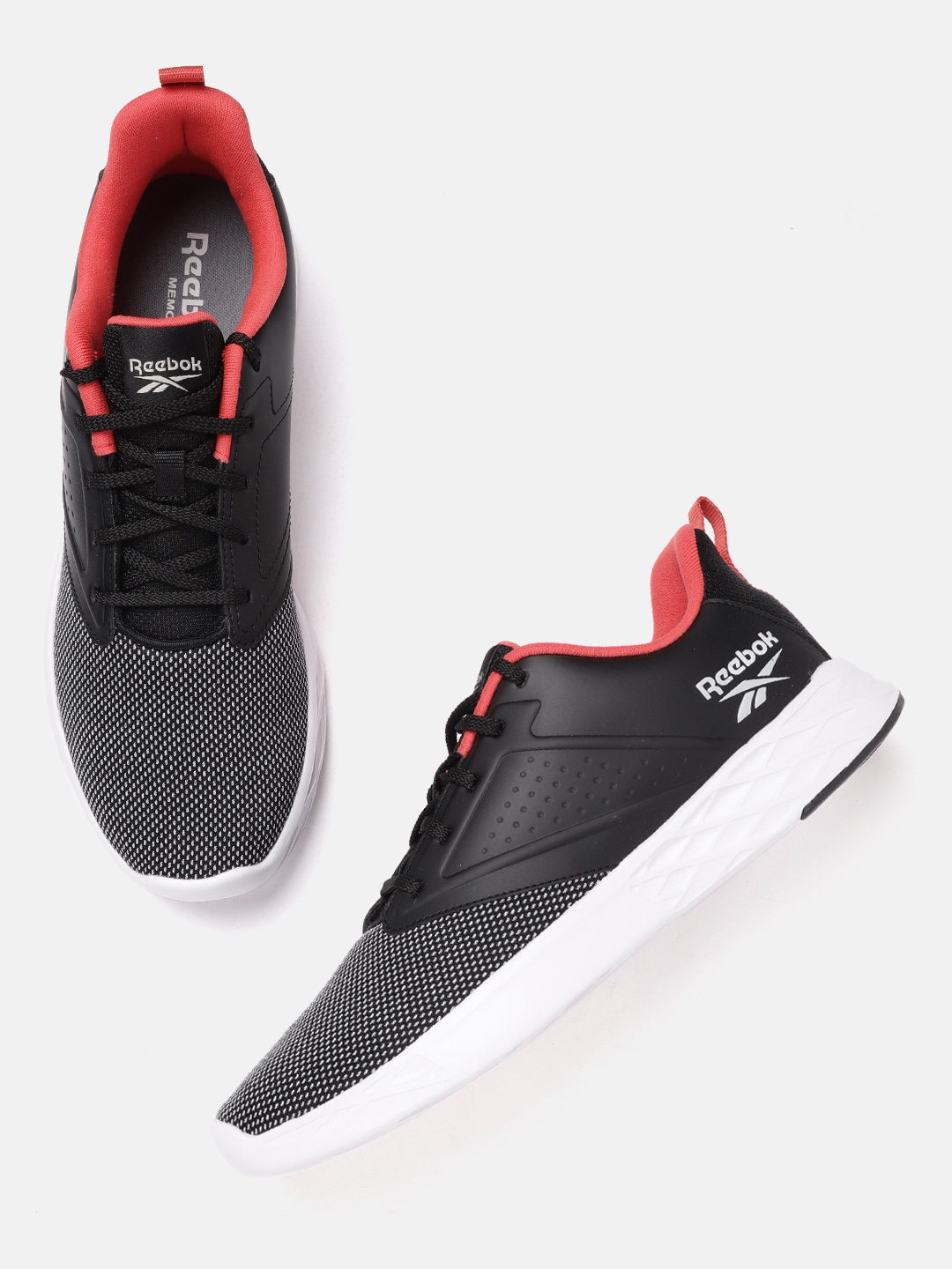 

Reebok Men Coral & Grey Astro Booster Woven Design FuelFoam Running Shoes