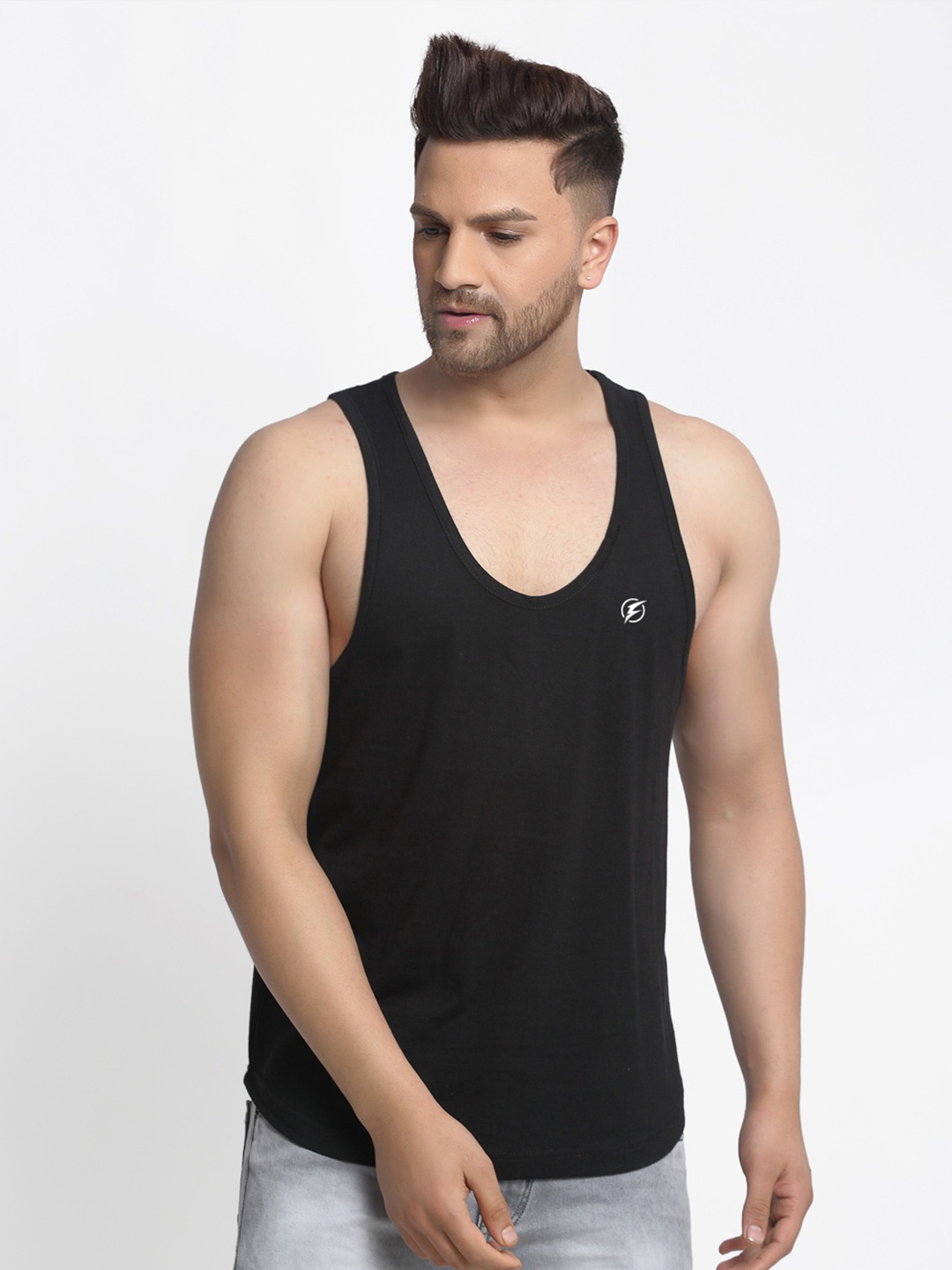 

Friskers Men Black Solid Innerwear Gym Vest