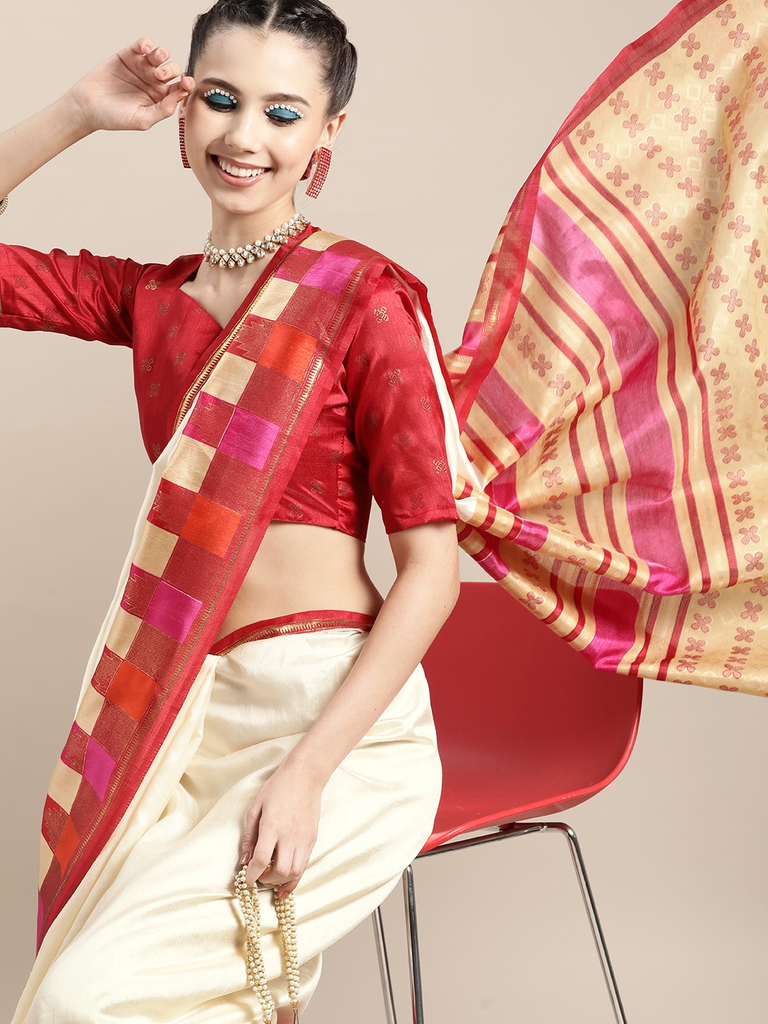 

Saree mall Solid Silk Blend Saree with Printed border, Off white