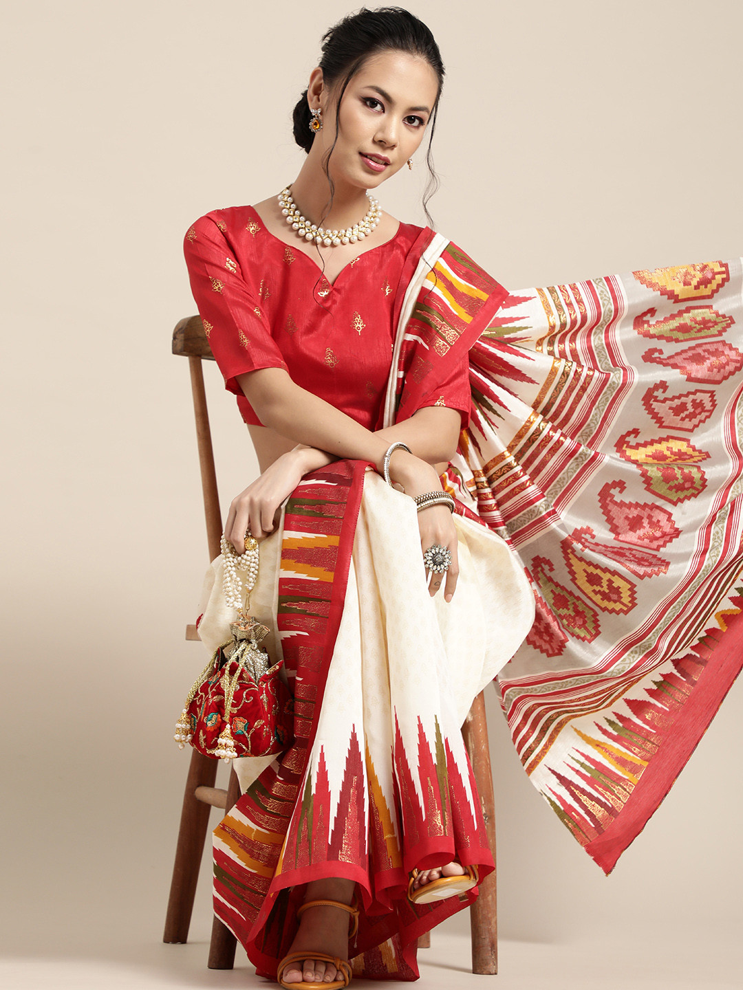 

Saree mall Ethnic Motifs Silk Blend Saree with Printed border, Off white