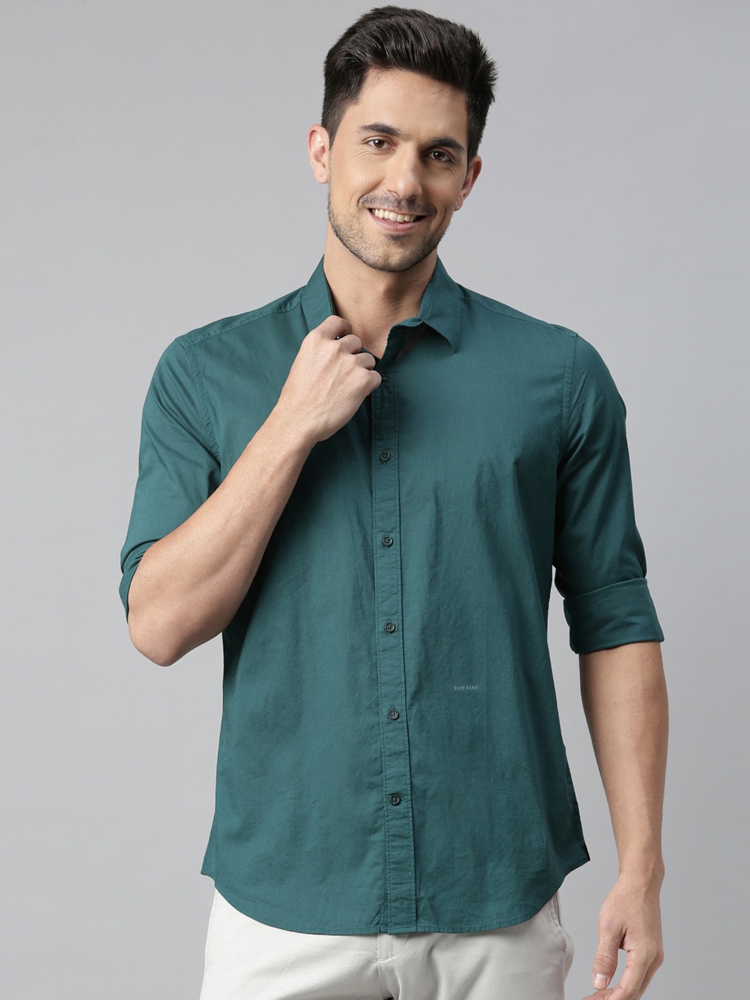 

RARE RABBIT Men Teal Green Regular Fit Solid Cotton Casual Shirt