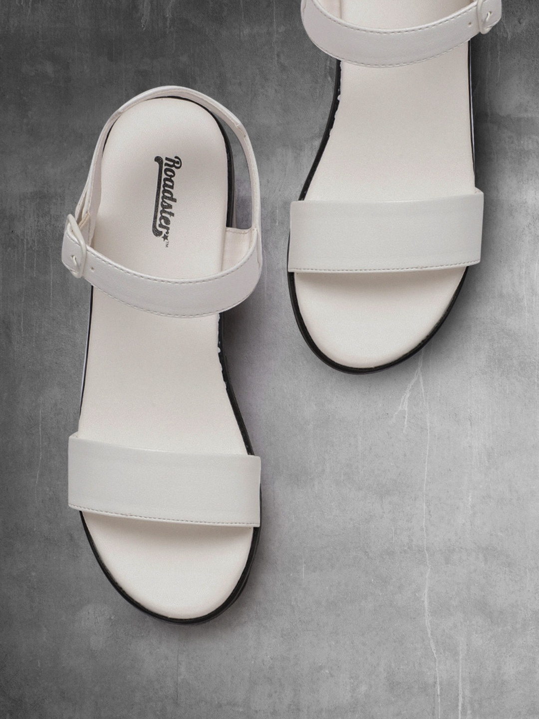 

Roadster Women White Solid Platform Heels