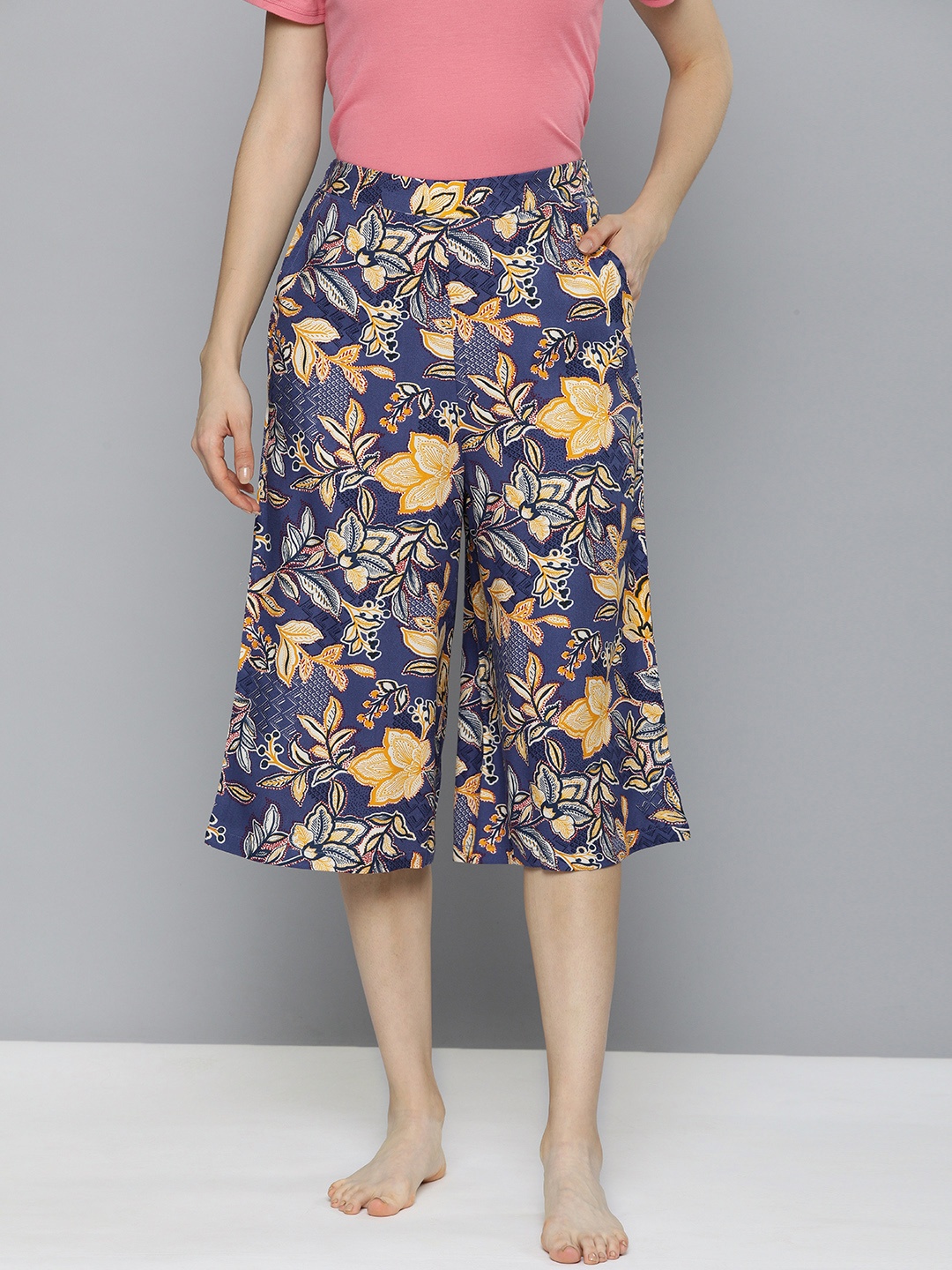 

Chemistry Women Blue & Yellow Printed Lounge Pants