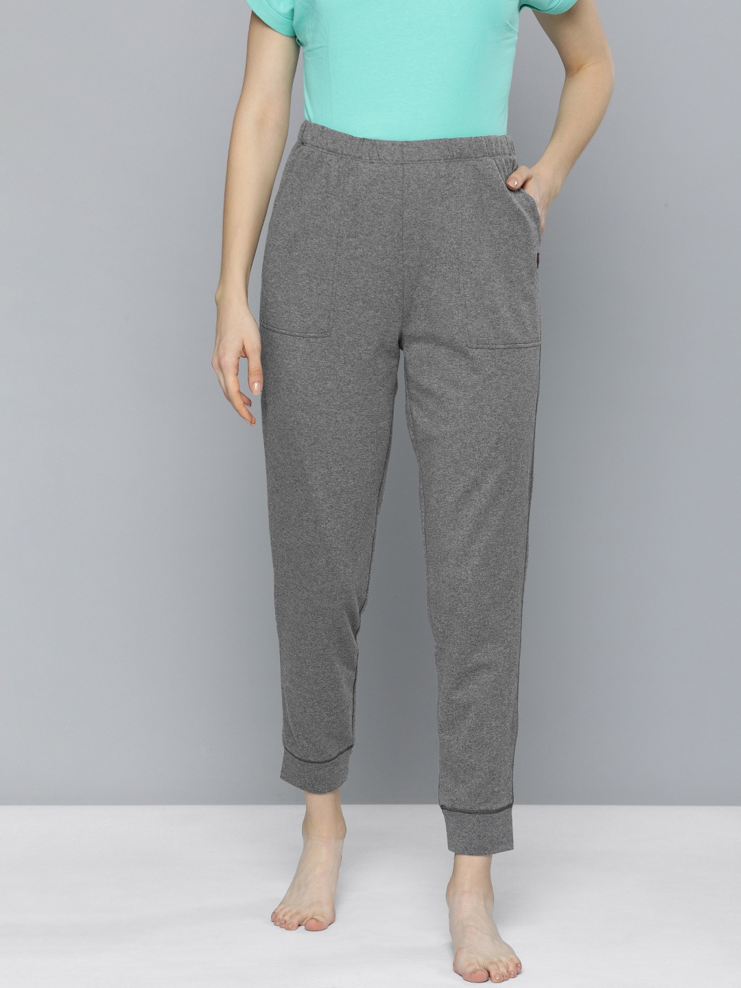 

Chemistry Women Grey Melange Solid Cropped Lounge Pants