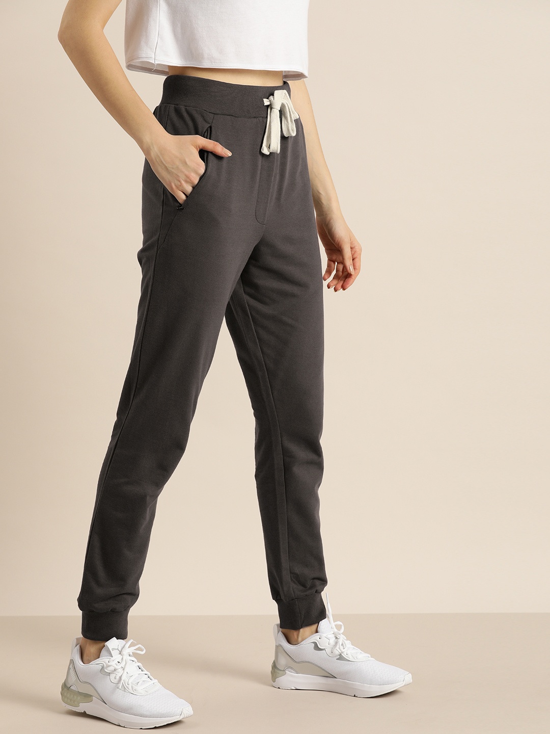 

DILLINGER Women Charcoal Grey Slim Fit Solid Joggers