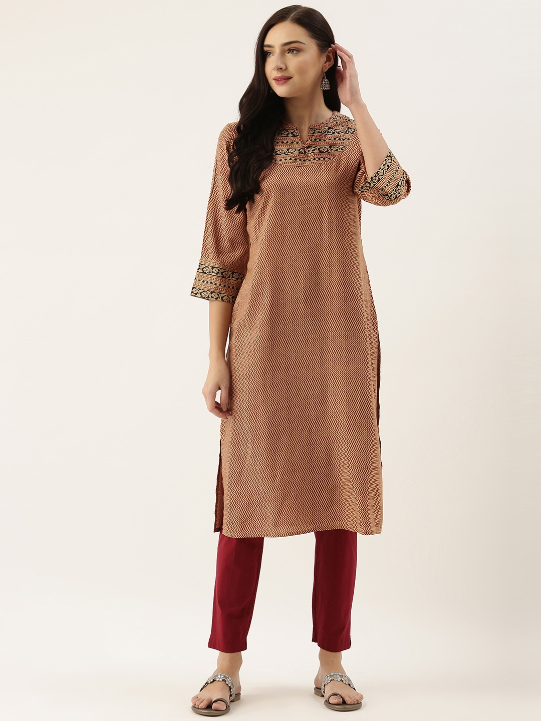 

AMUKTI Women Beige & Brown Chevron Printed Kurta