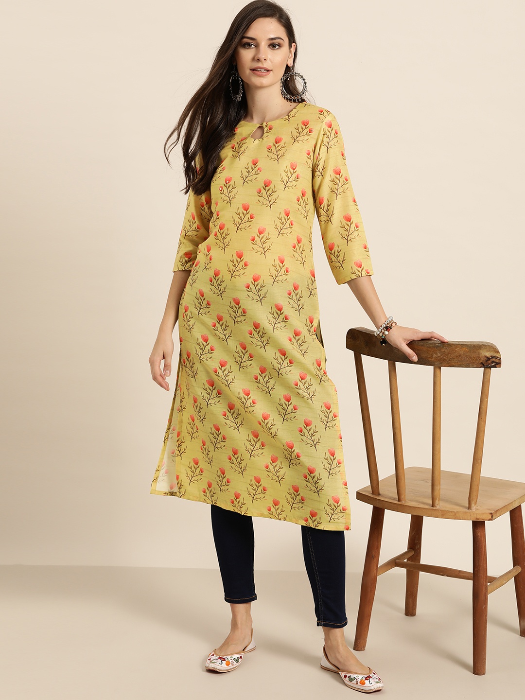 

Sangria Women Lime Green & Coral Floral Print Straight Kurta