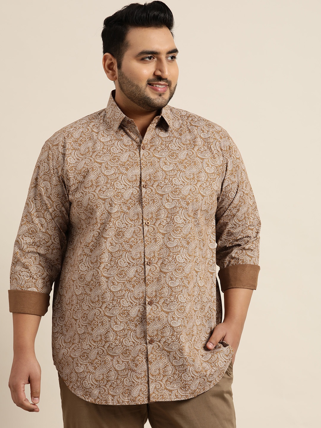 

SOJANYA PLUS Men Plus Size Beige & Off White Classic Fit Printed Casual Shirt