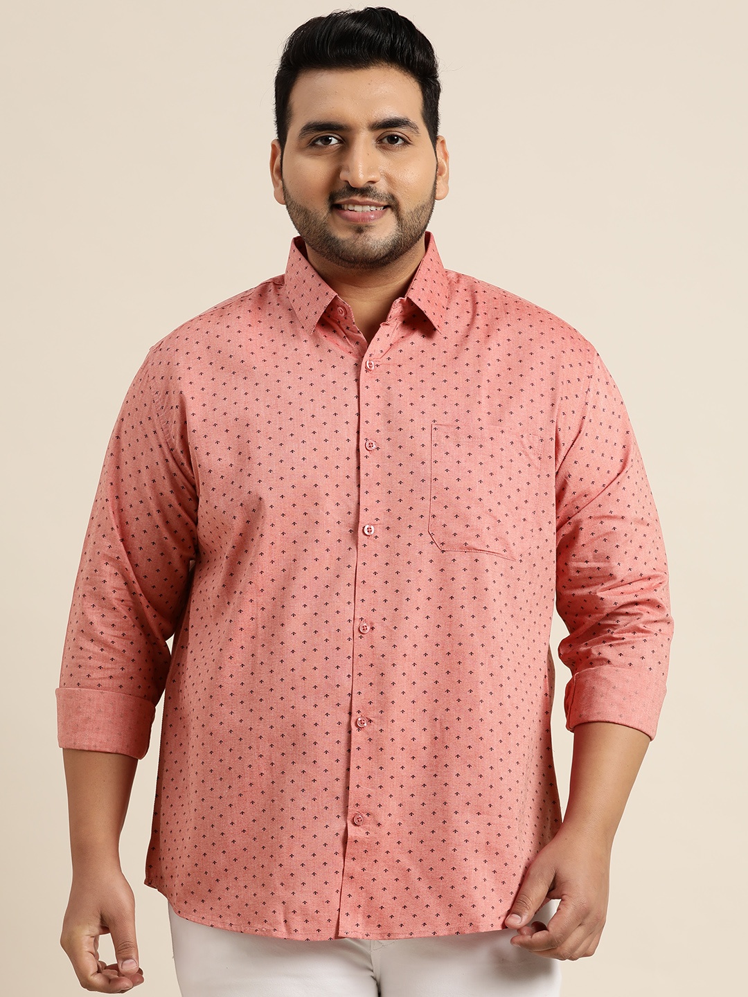 

SOJANYA PLUS Men Coral Red & Black Pure Cotton Classic Printed Casual Shirt