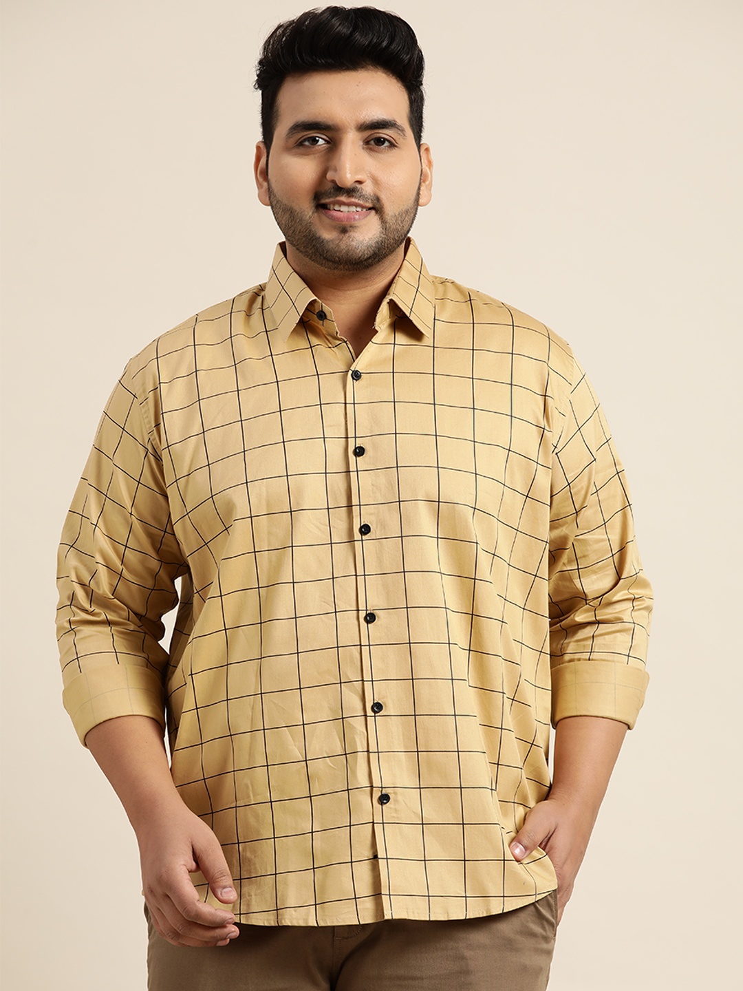 

SOJANYA PLUS Men Beige Pure Cotton Classic Checked Casual Shirt