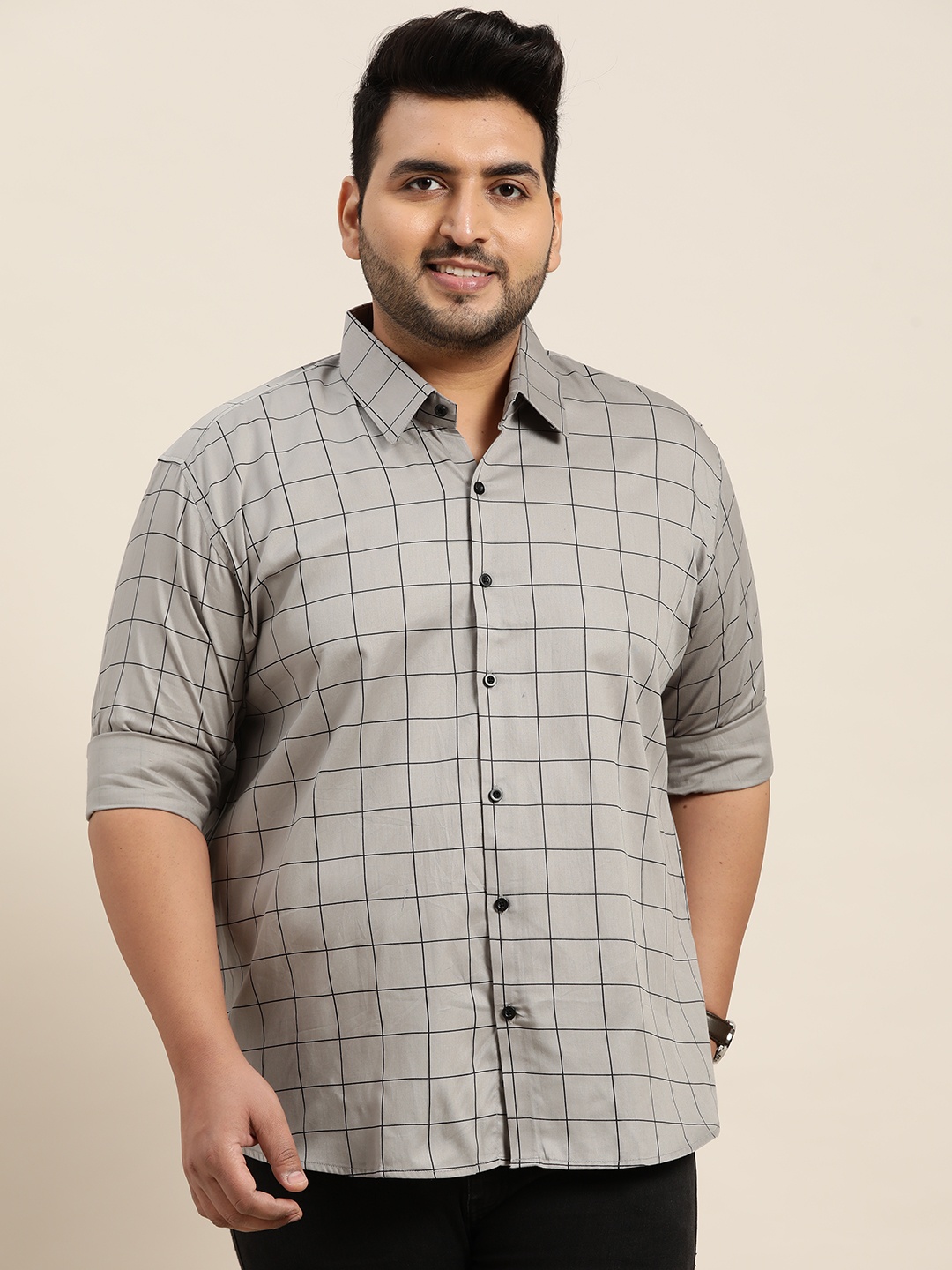 

SOJANYA PLUS Men Grey & Black Pure Cotton Classic Checked Casual Shirt