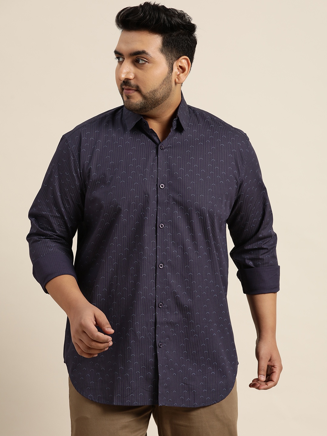 

SOJANYA PLUS Men Navy Blue Pure Cotton Classic Striped Casual Shirt