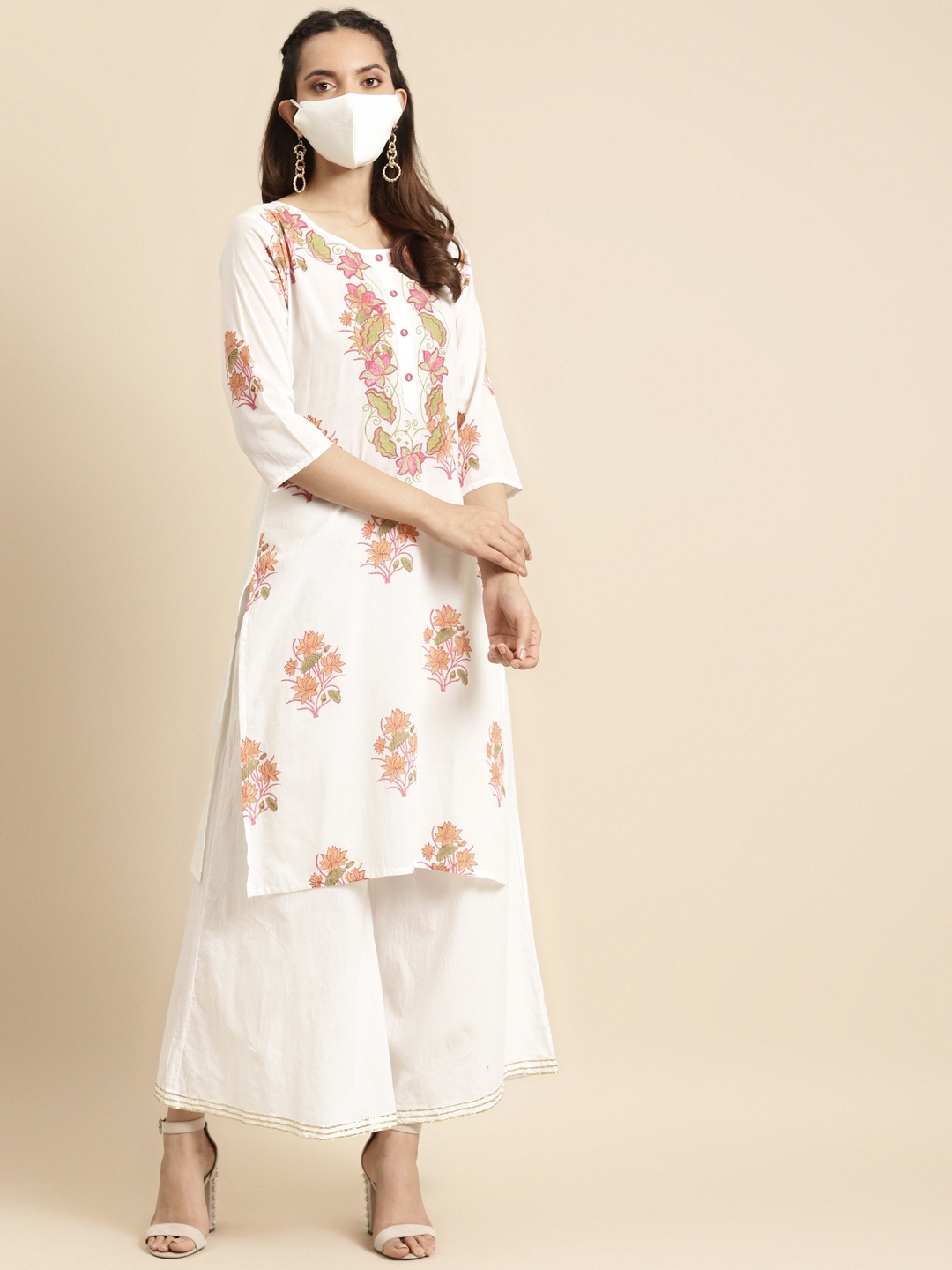 

RANGMAYEE Women White & Pink Pure Cotton Printed Kurta