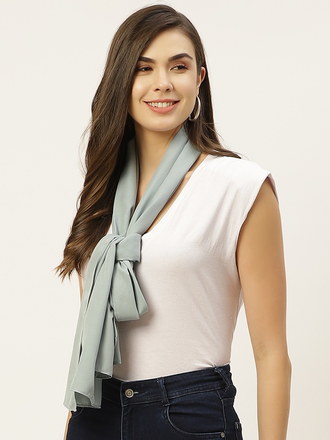 

DressBerry Women Grey Solid Scarf