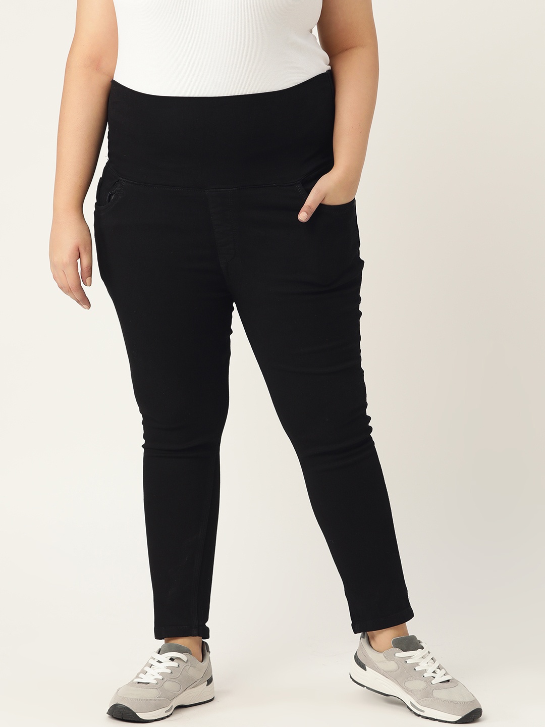 

PARIS HAMILTON Plus Size Women Black Solid Tummy Tucker Stretchable Denim Jeggings