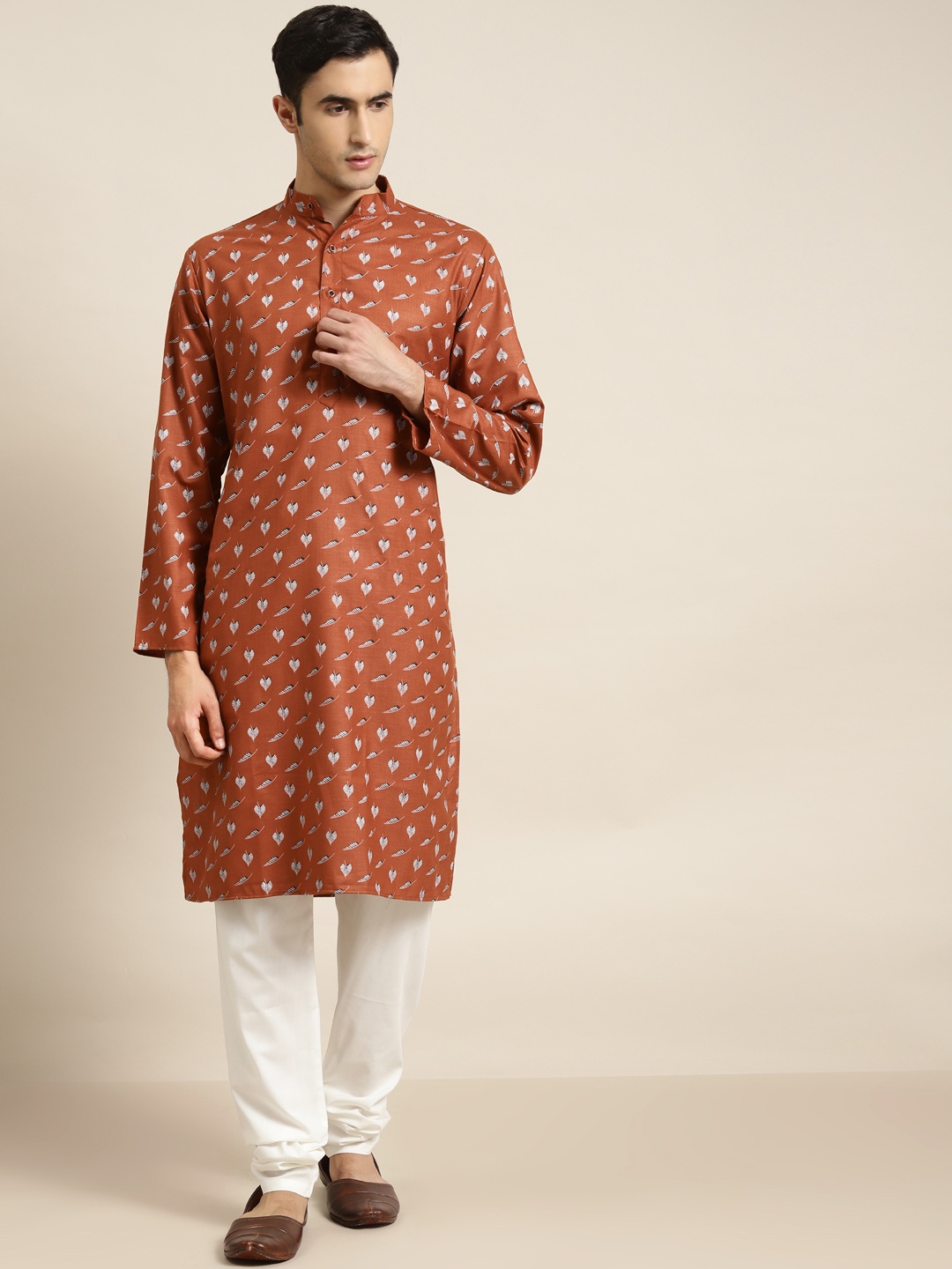 

SOJANYA Men Rust Red & White Pure Cotton Ethnic Motifs Printed Kurta with Churidar