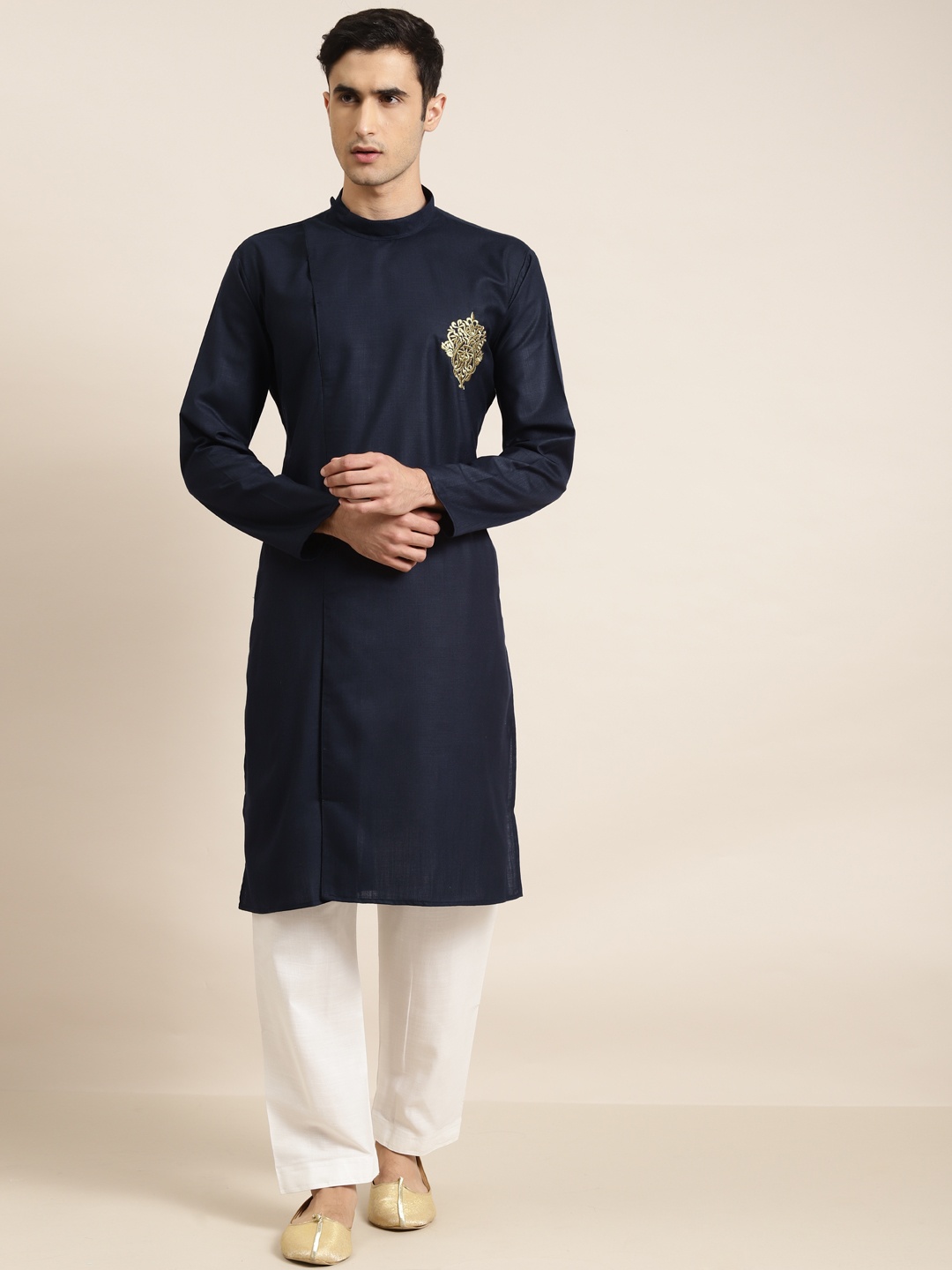 

SOJANYA Men Navy Blue Thread Work Indigo Pure Cotton Straight Kurta