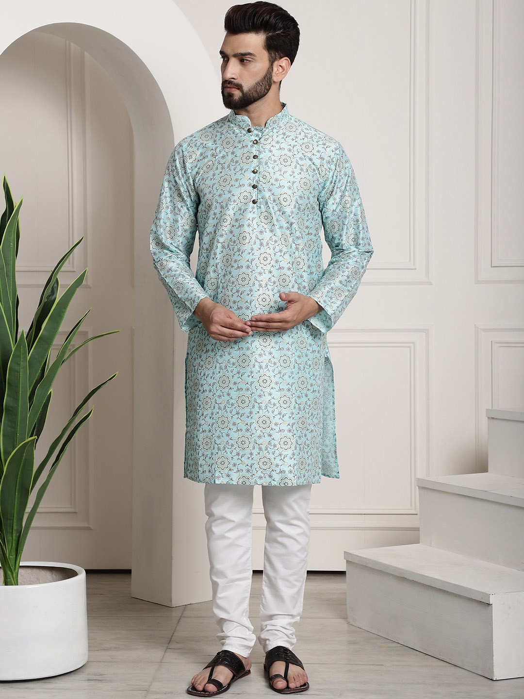 

SOJANYA Men Sea Green & Off-White Printed Kurta with Churidar