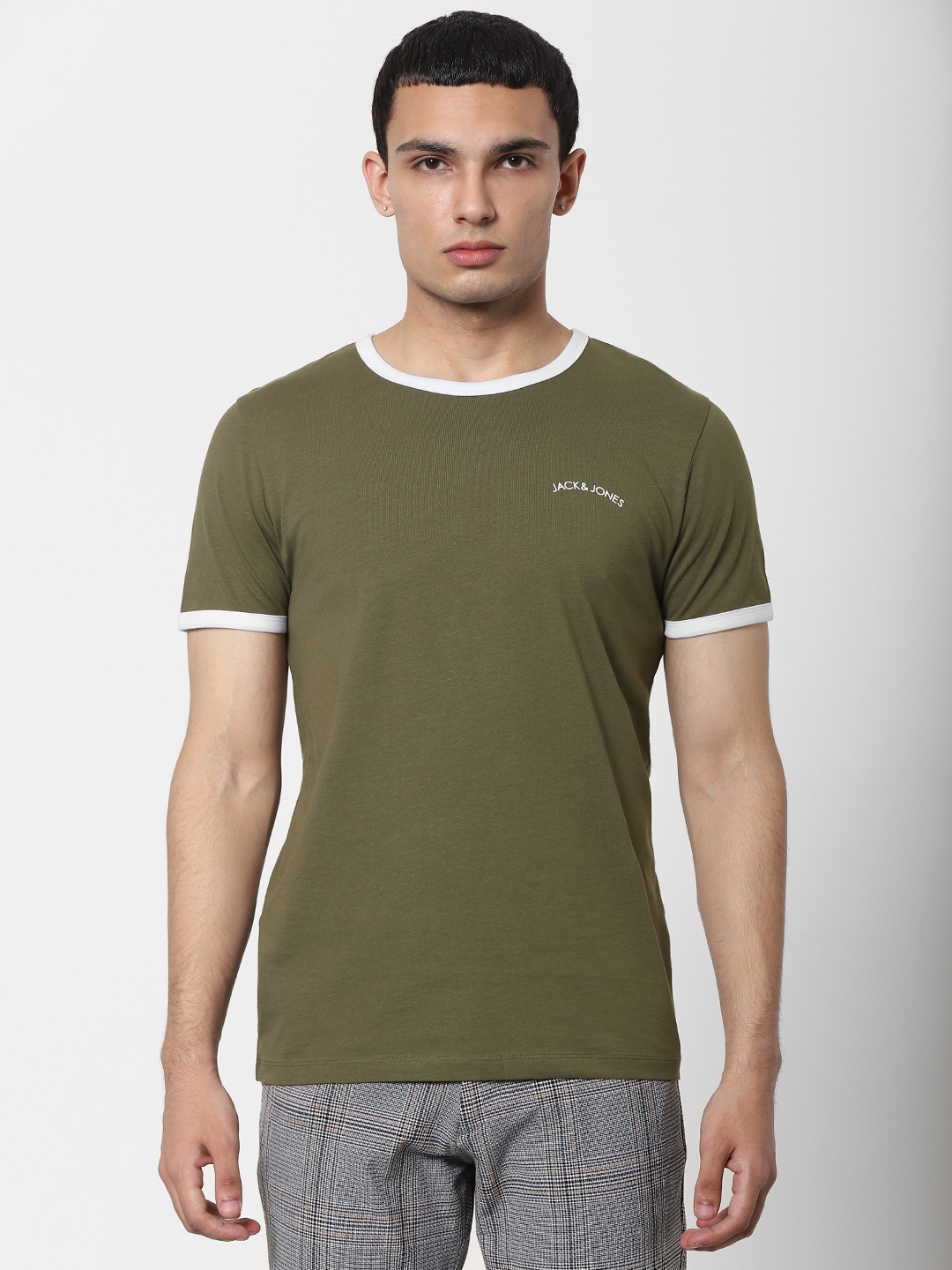 

Jack Jones Men Olive Green Solid Slim Fit Round Neck Pure Cotton T-shirt