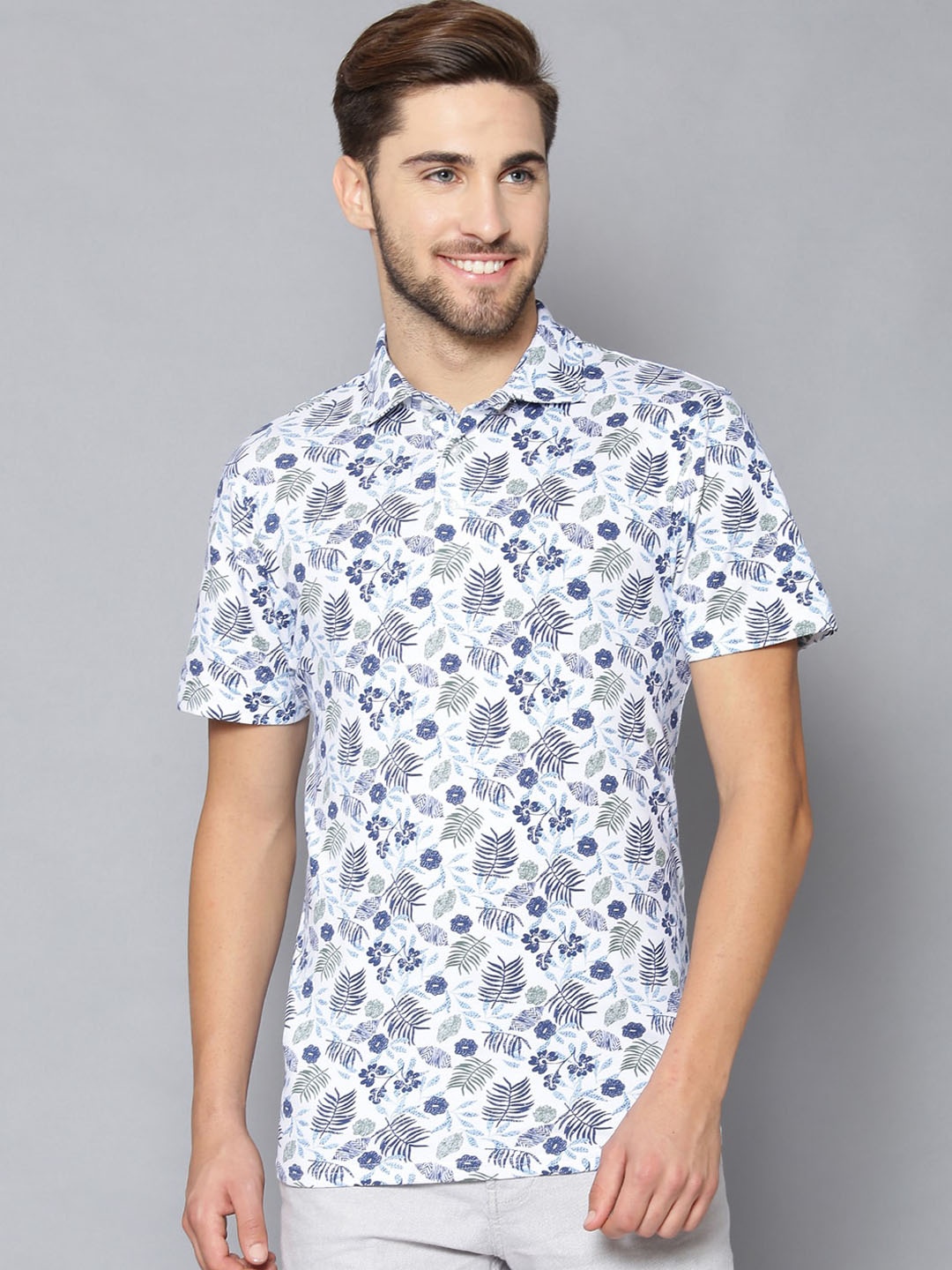 

Bruun & Stengade Men White Printed Polo Collar T-shirt