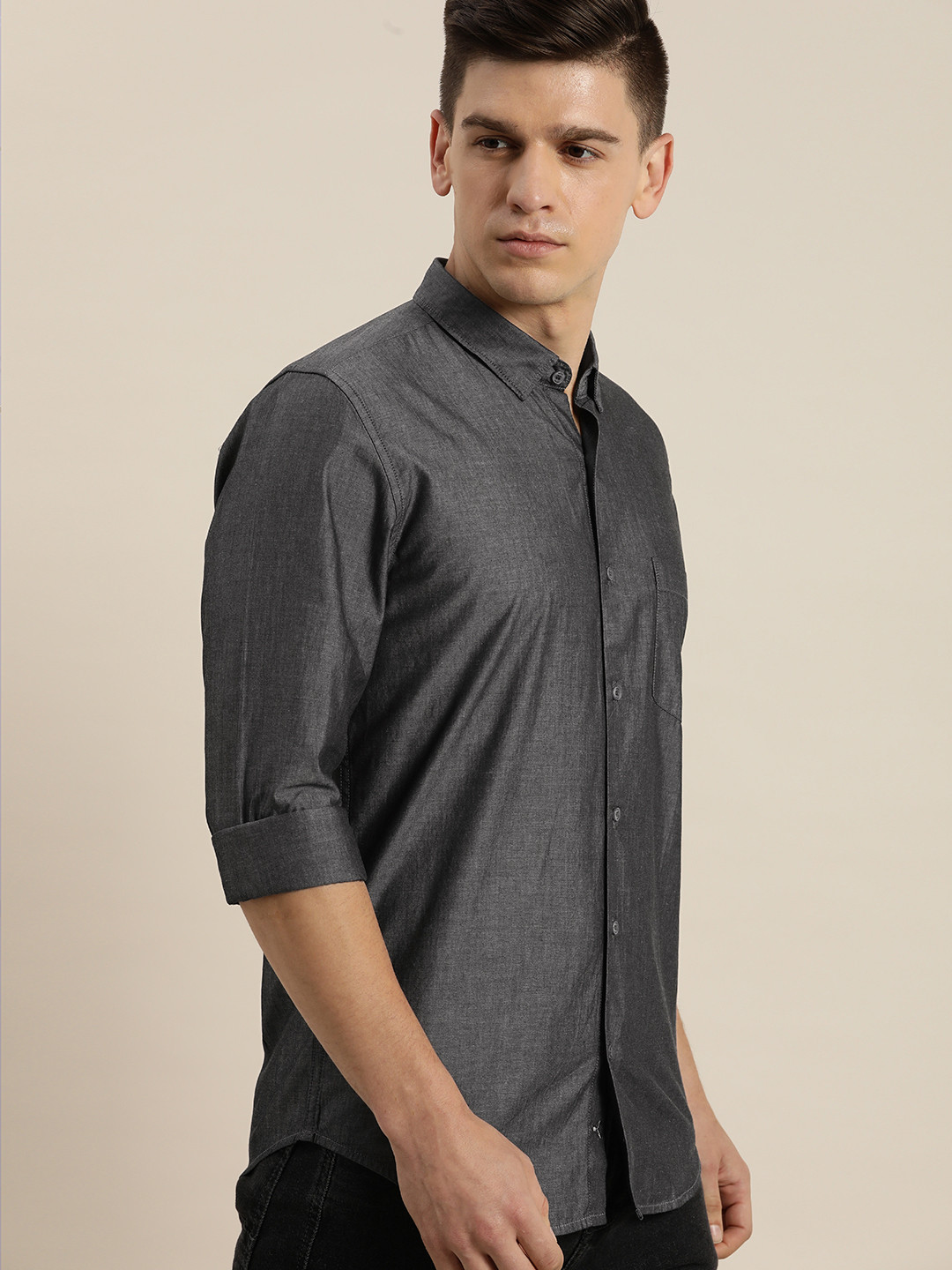 

ether Men Charcoal Solid Pure Cotton Regular Fit Casual Shirt