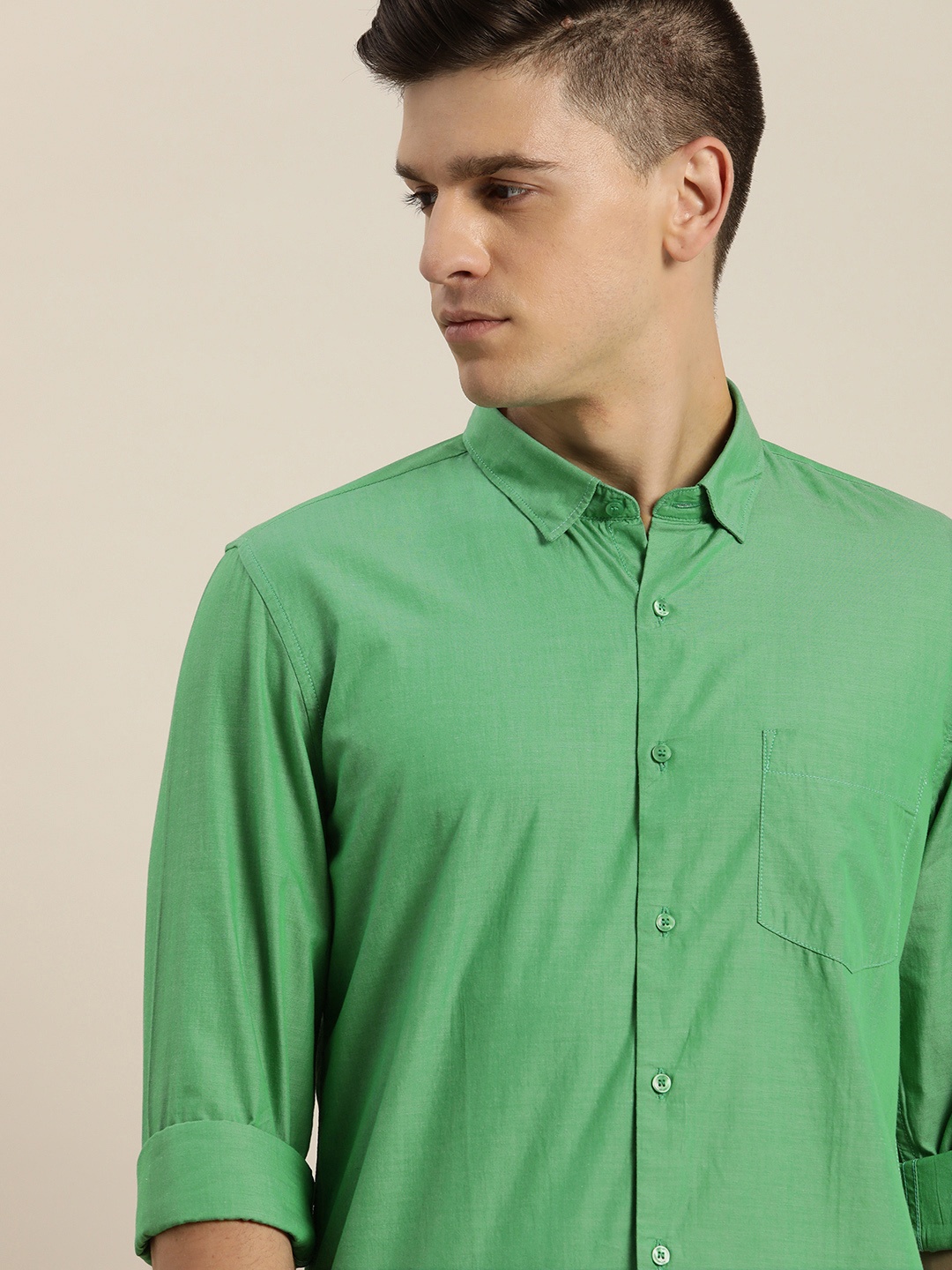 

ether Men Green Solid Pure Cotton Regular Fit Casual Shirt