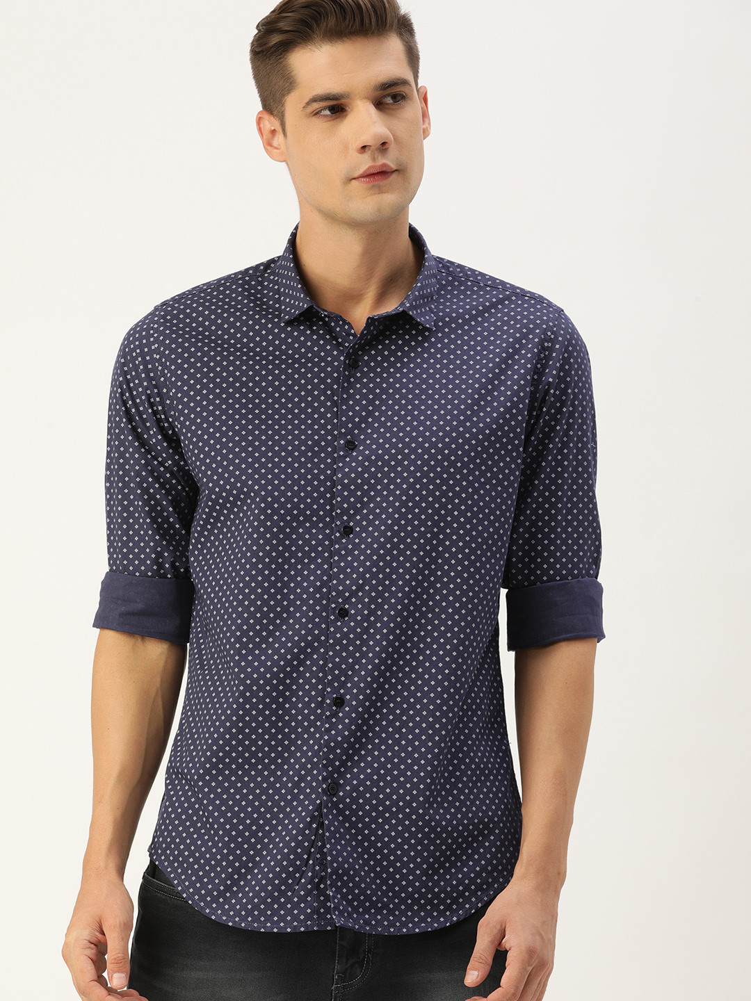 

ether Men Navy Blue Printed Casual Shirt