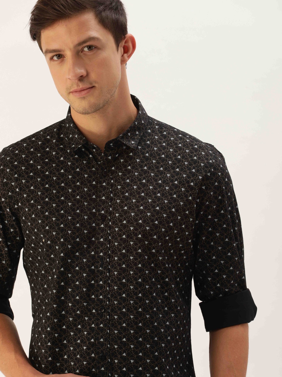 

ether Men Black & Beige Printed Casual Shirt