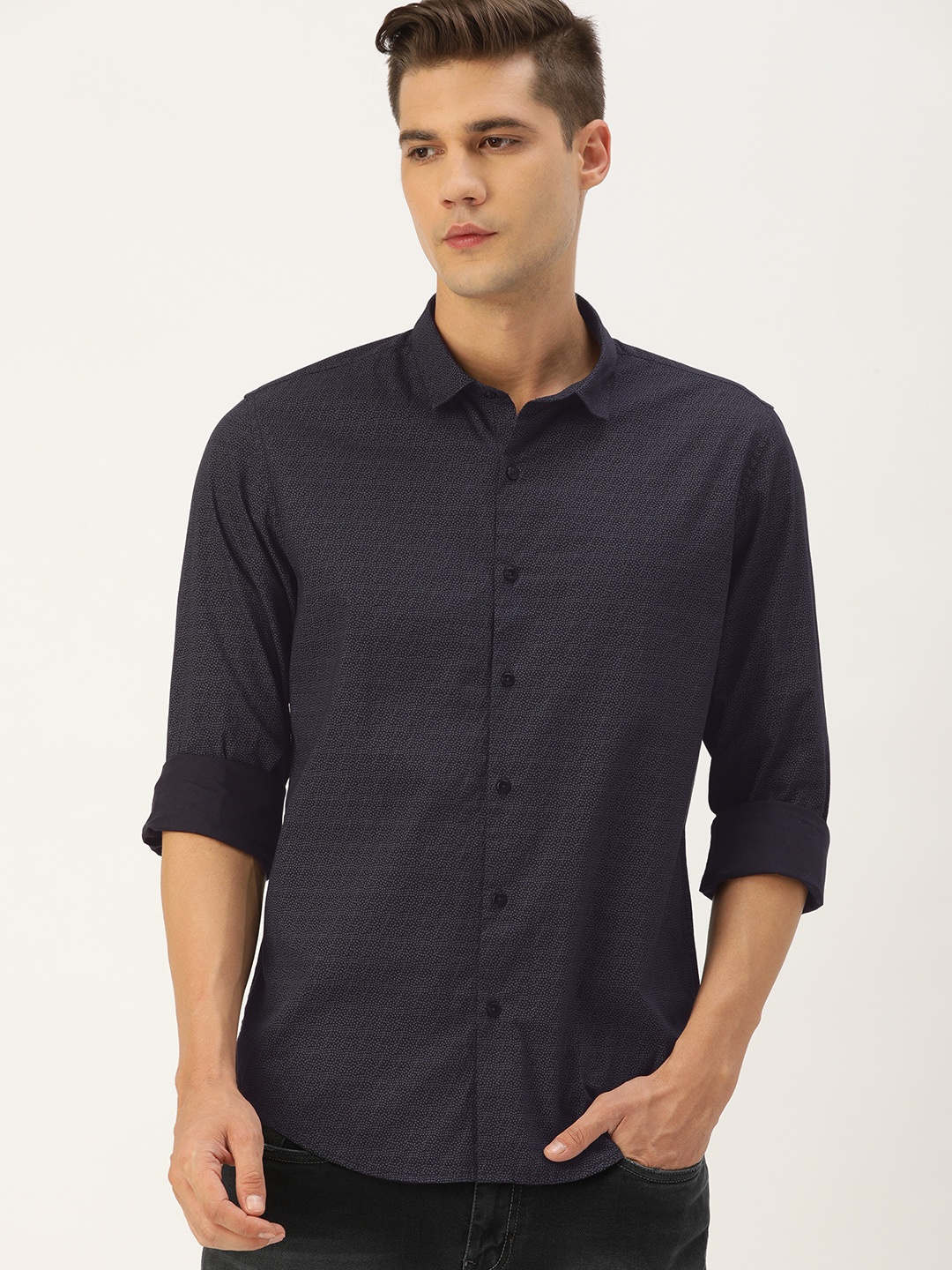 

ether Men Black Micro Ditsy Printed Casual Shirt