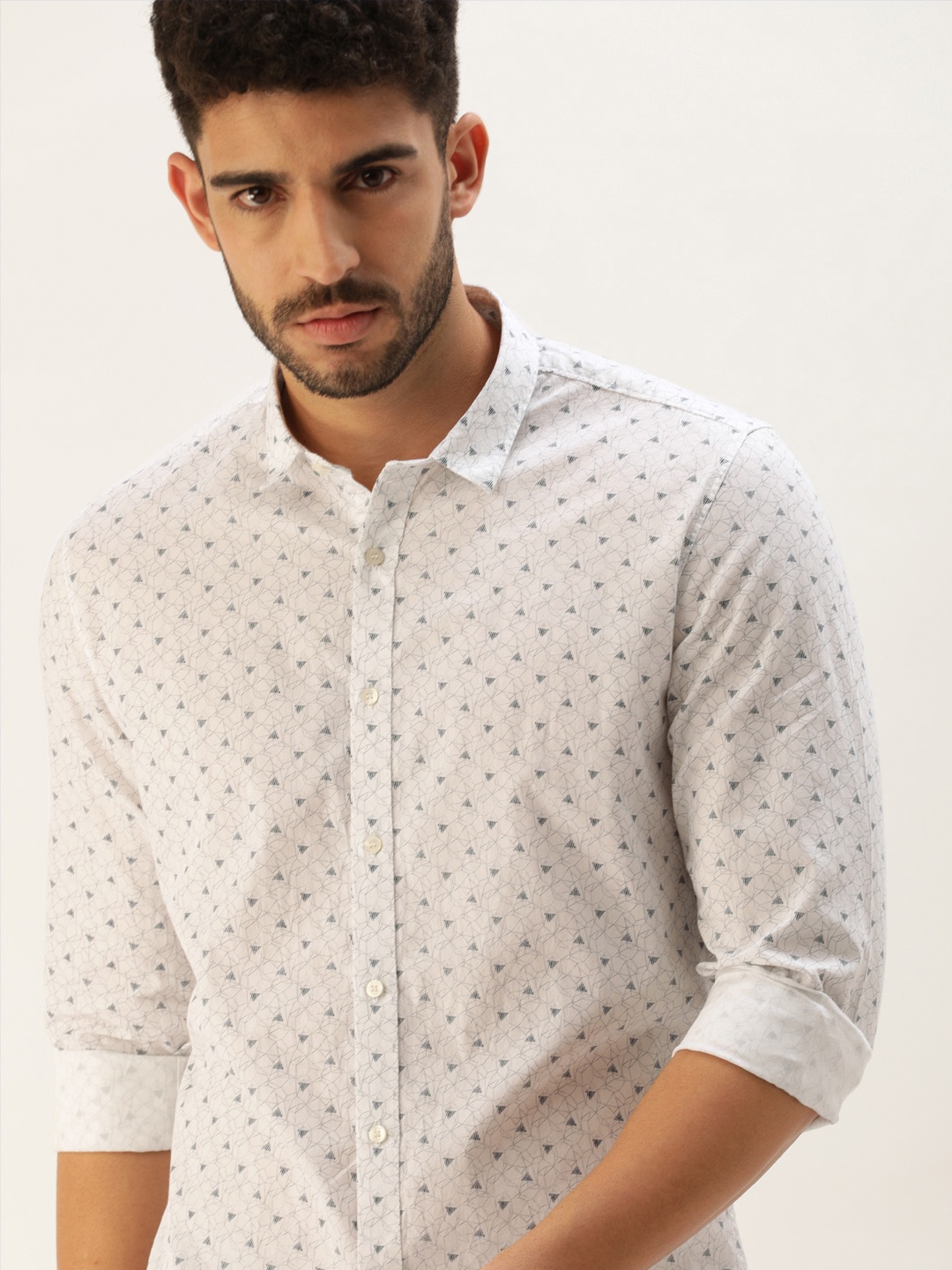 

ether Men White & Grey Printed Casual Shirt