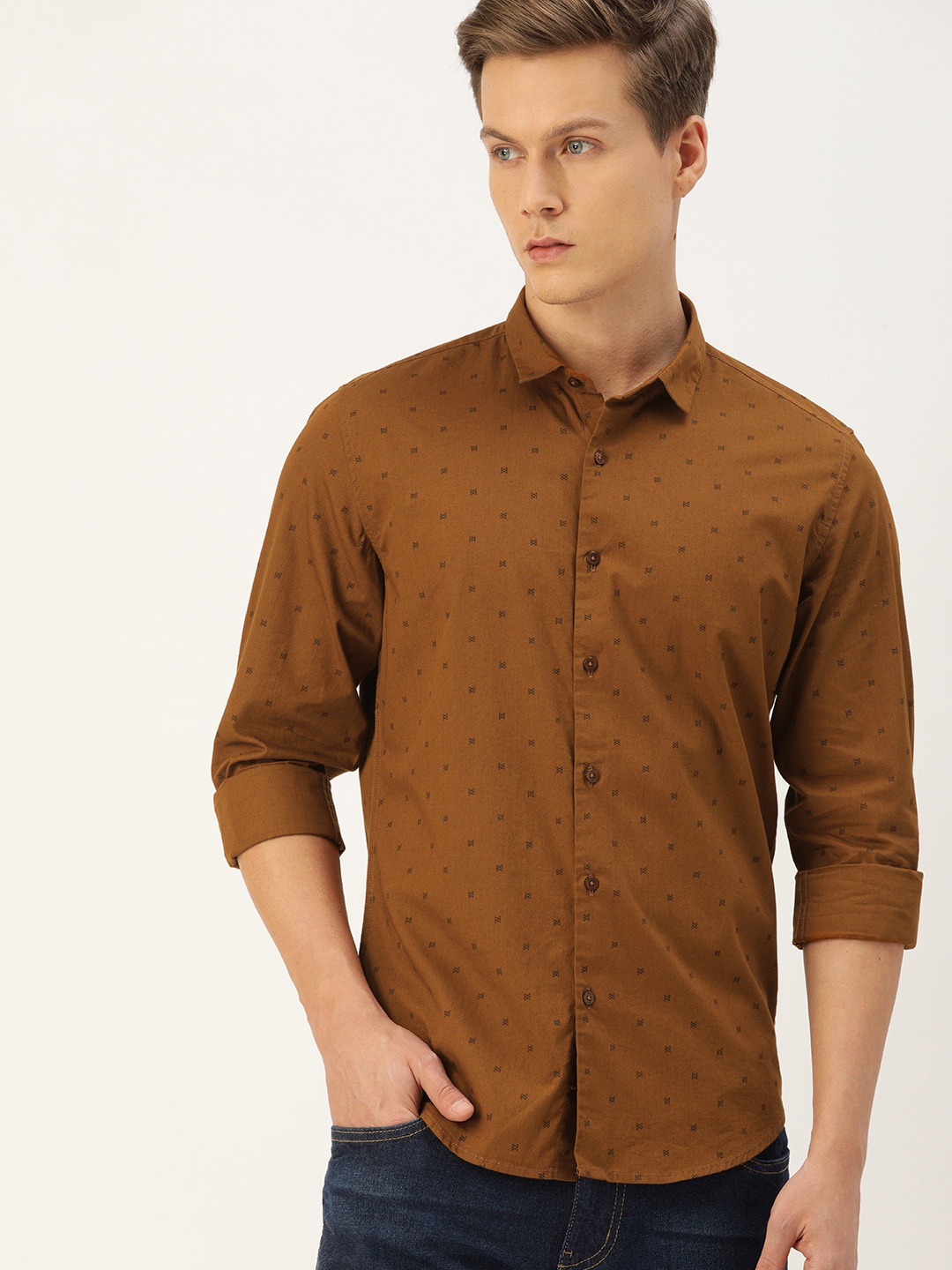 

ether Men Brown Printed Casual Shirt