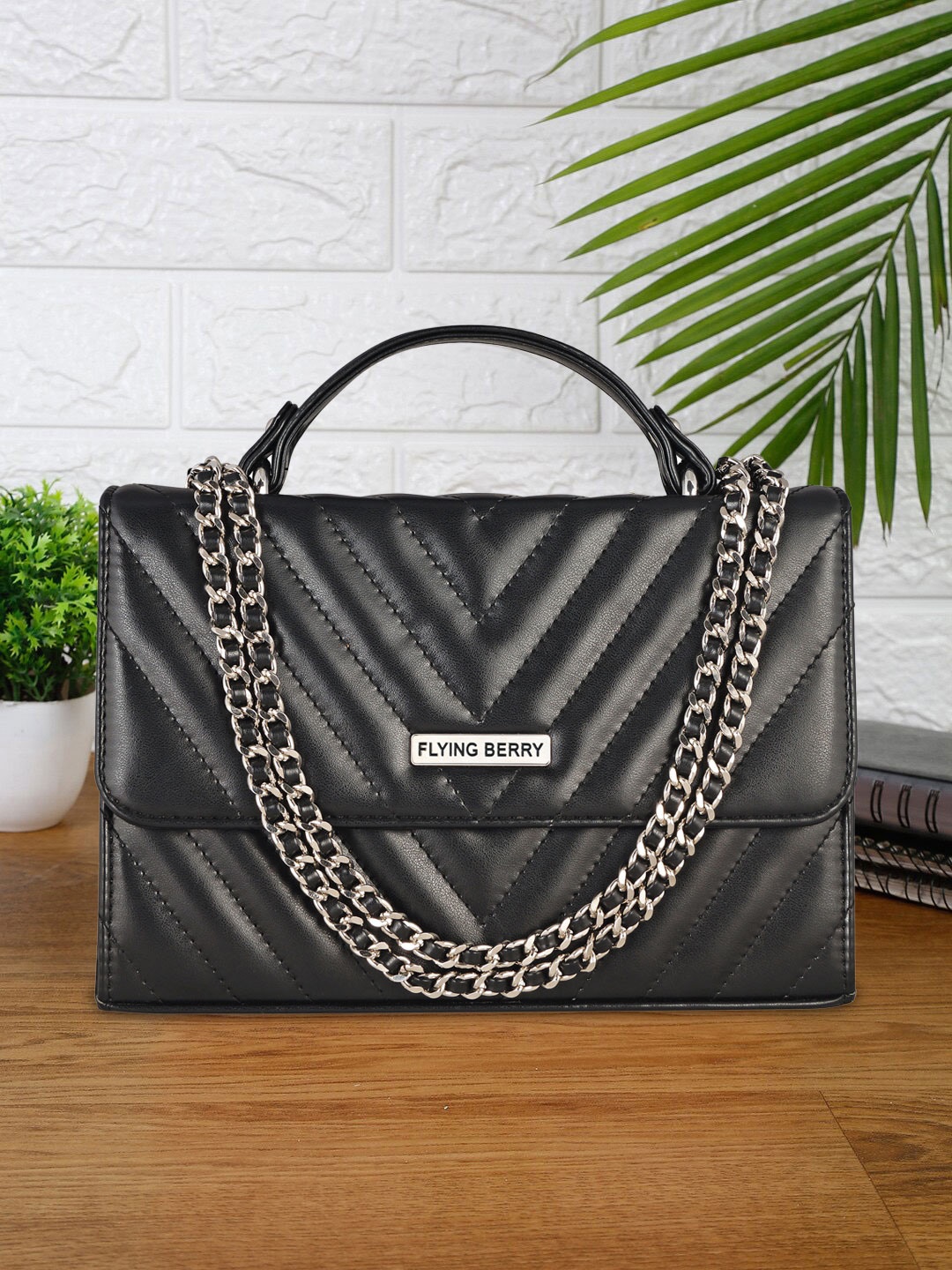 

FLYING BERRY Black Solid Satchel