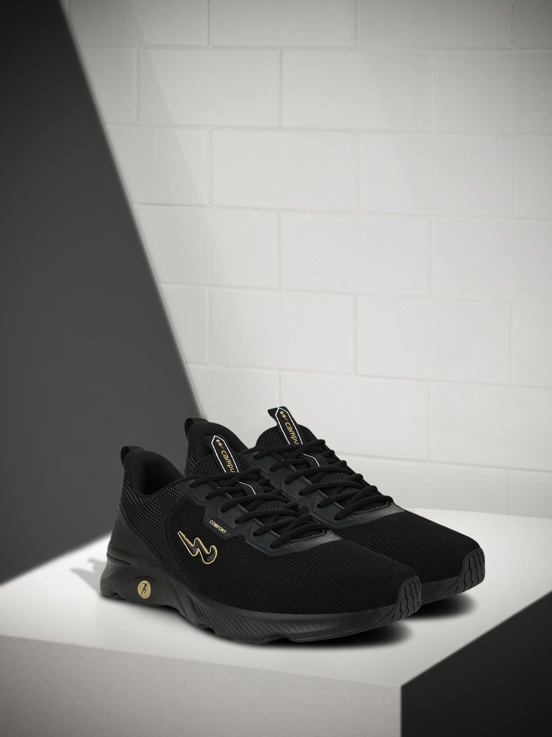 

Campus Men Black Mesh Running Shoes