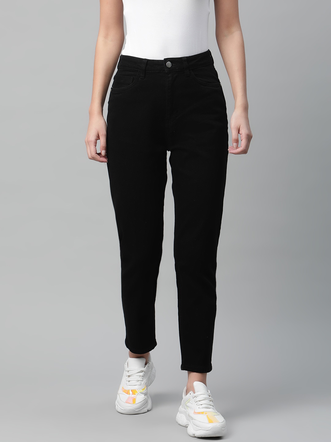 

Mast & Harbour Women Black Boyfriend Fit Stretchable Jeans