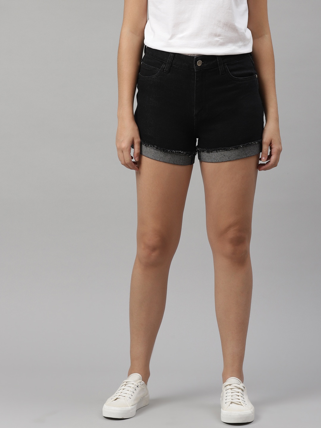 

Mast & Harbour Women Black Solid Regular Fit Denim Shorts