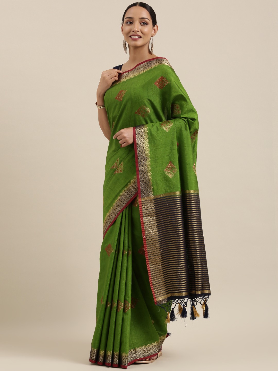 

MIMOSA Olive Green & Gold-Toned Art Silk Woven Design Kanjeevaram Saree