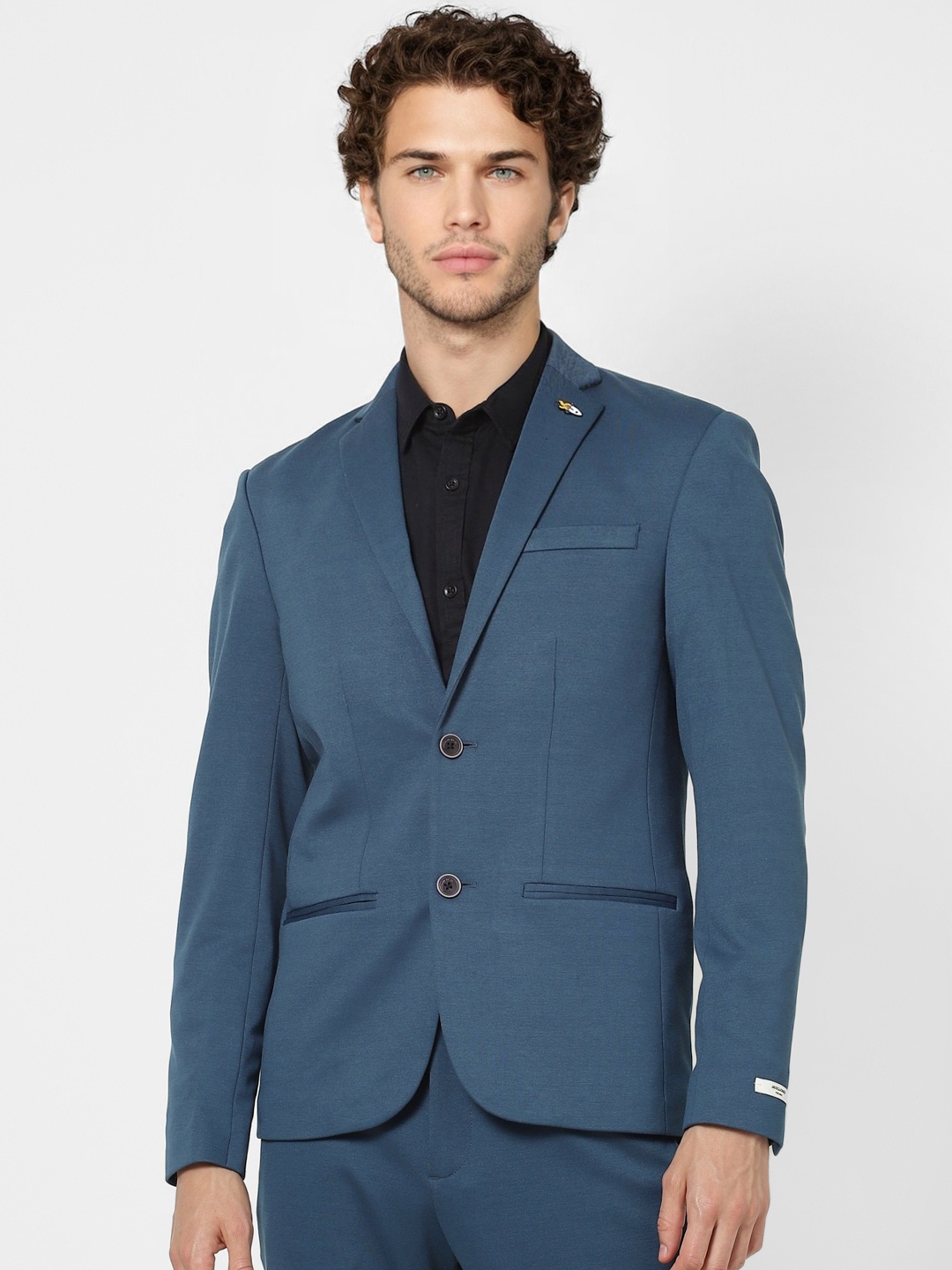 

Jack & Jones Blue Solid Slim Fit Solid Single-Breasted Casual Blazer