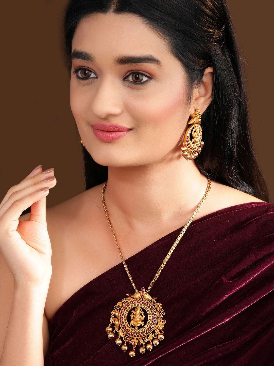 

Rubans Gold-Plated Maroon Stone-Studded Handcrafted Jewellery Set