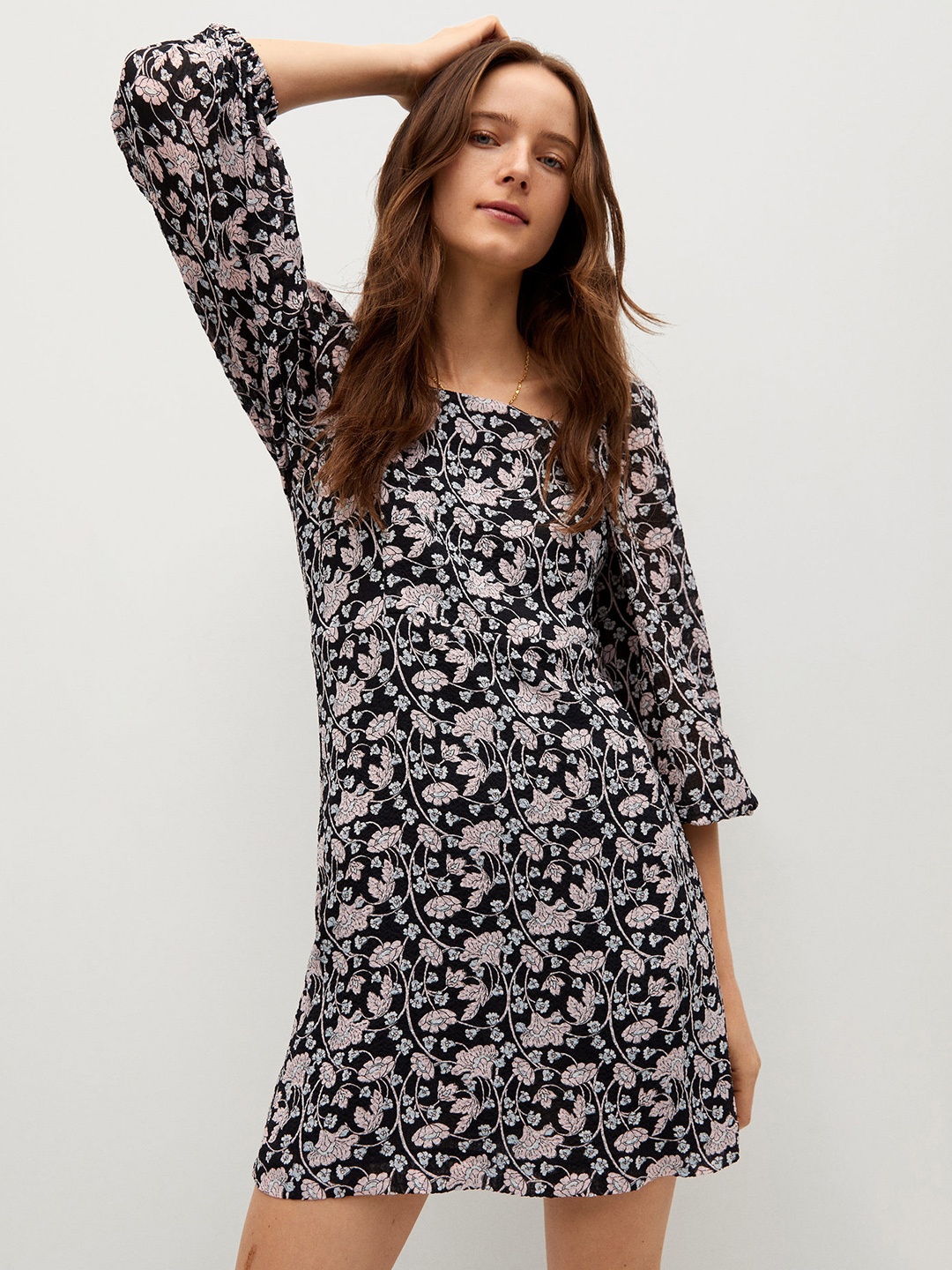 

MANGO Black & Blue Floral Shift Dress