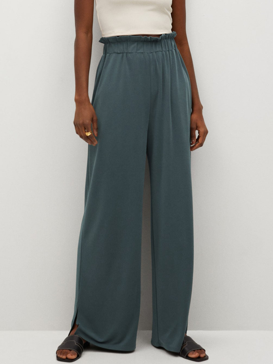 

MANGO Women Grey Solid Sustainable Parallel Trousers