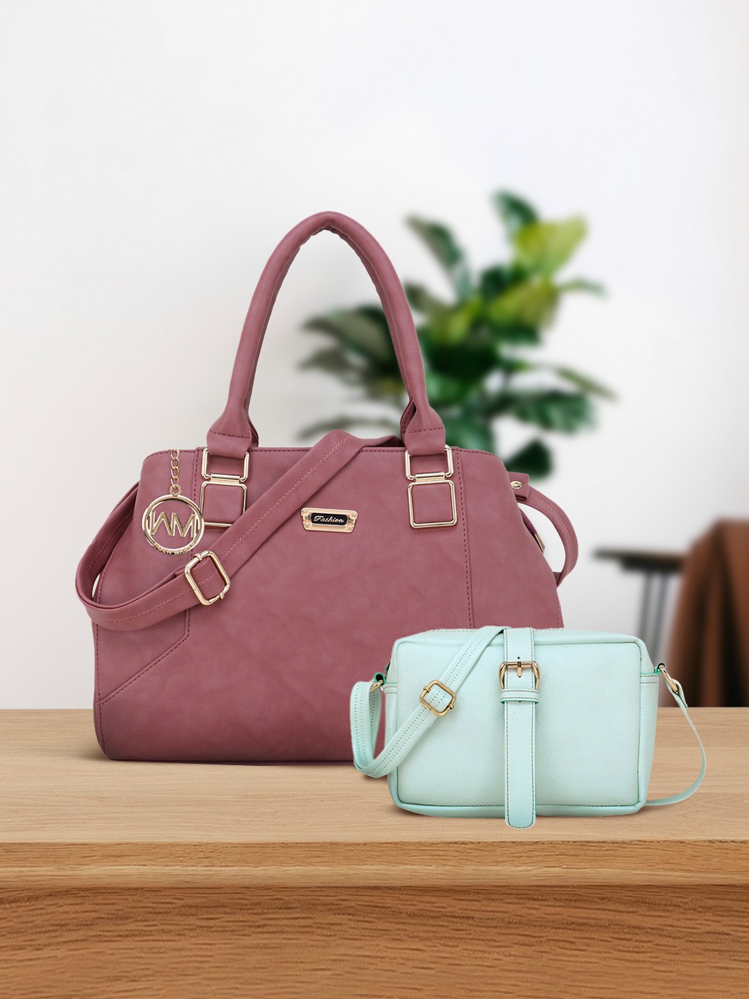 

WOMEN MARKS Pink Solid Handheld Bag